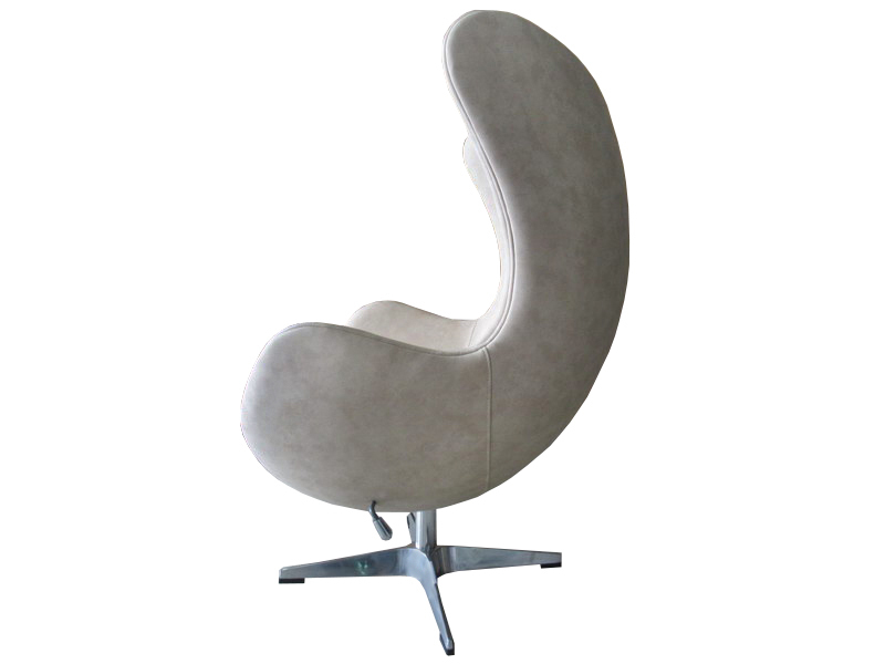 Кресло EGG CHAIR бежевый матовый с эффектом состаренная кожа Bradex Home FR 0256