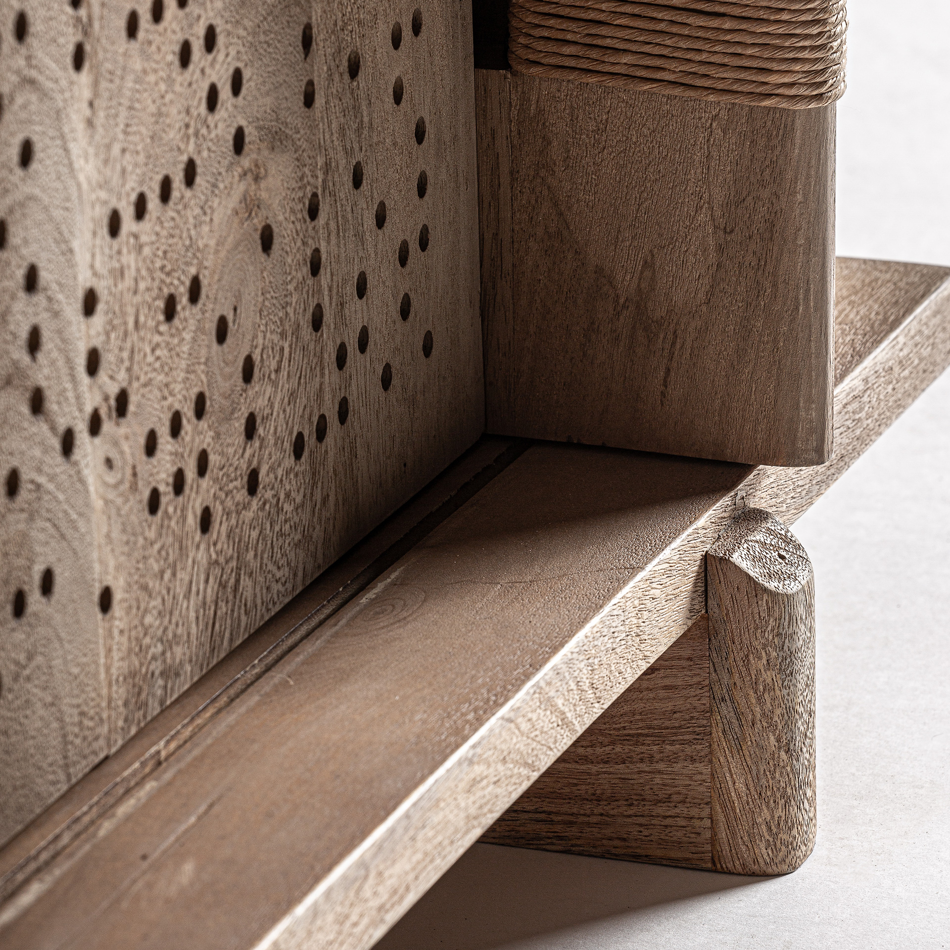 Тумба под TV JACQUARD Vical