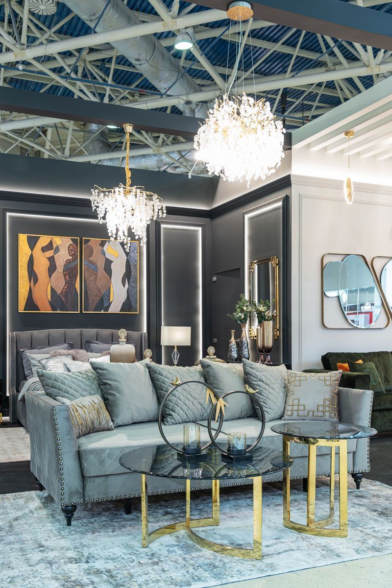 Стол журнальный золотой с темным стеклом Garda Decor 47ED-CT062GOLD