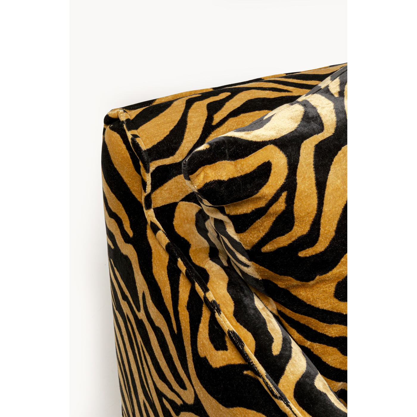 Кресло Wild Life Zebra KARE 71130