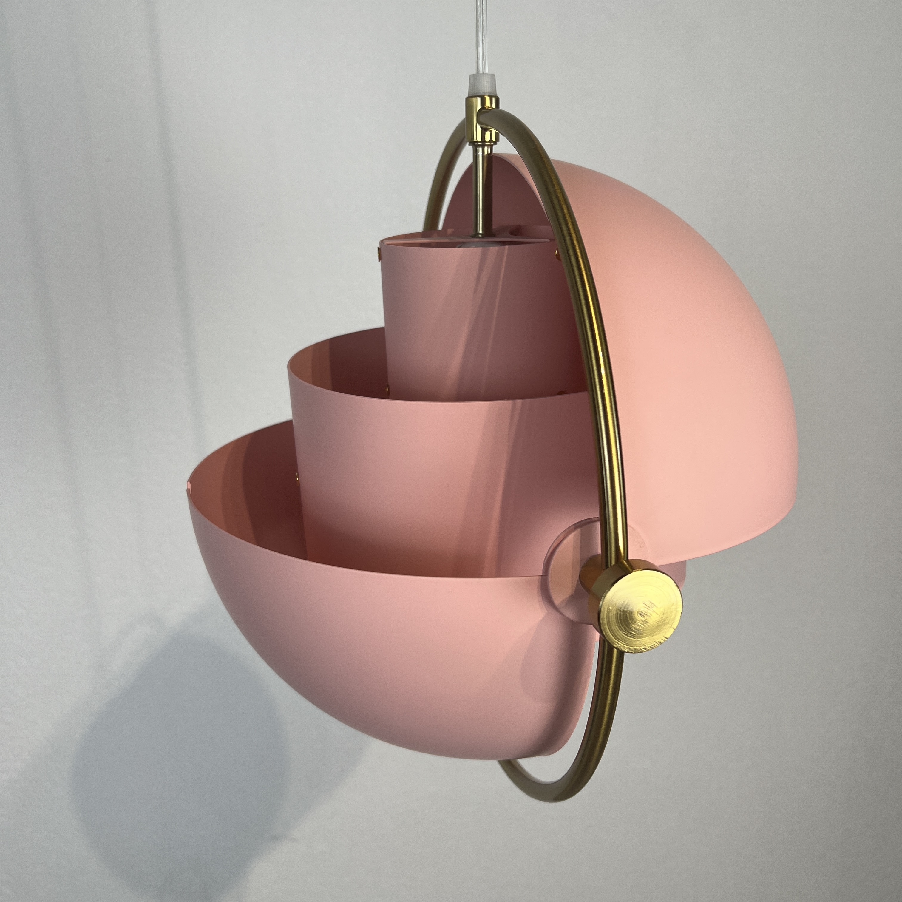 Люстра Louis Weisdorff Gubi Multi-lite Pendant Pink by ImperiumLoft
