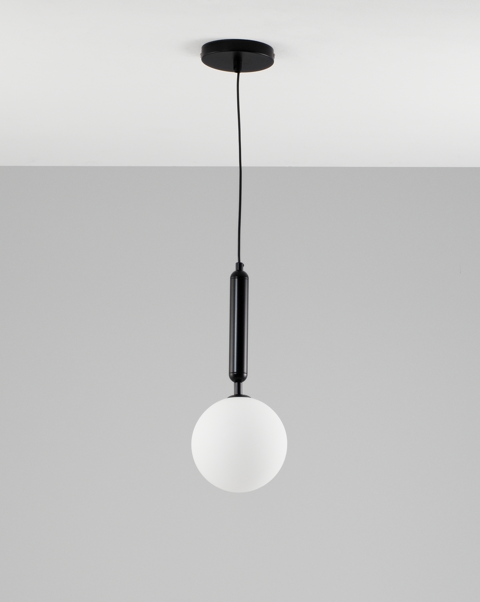 Подвесной светильник Moderli V2020-1P Glass 1*G9*5W