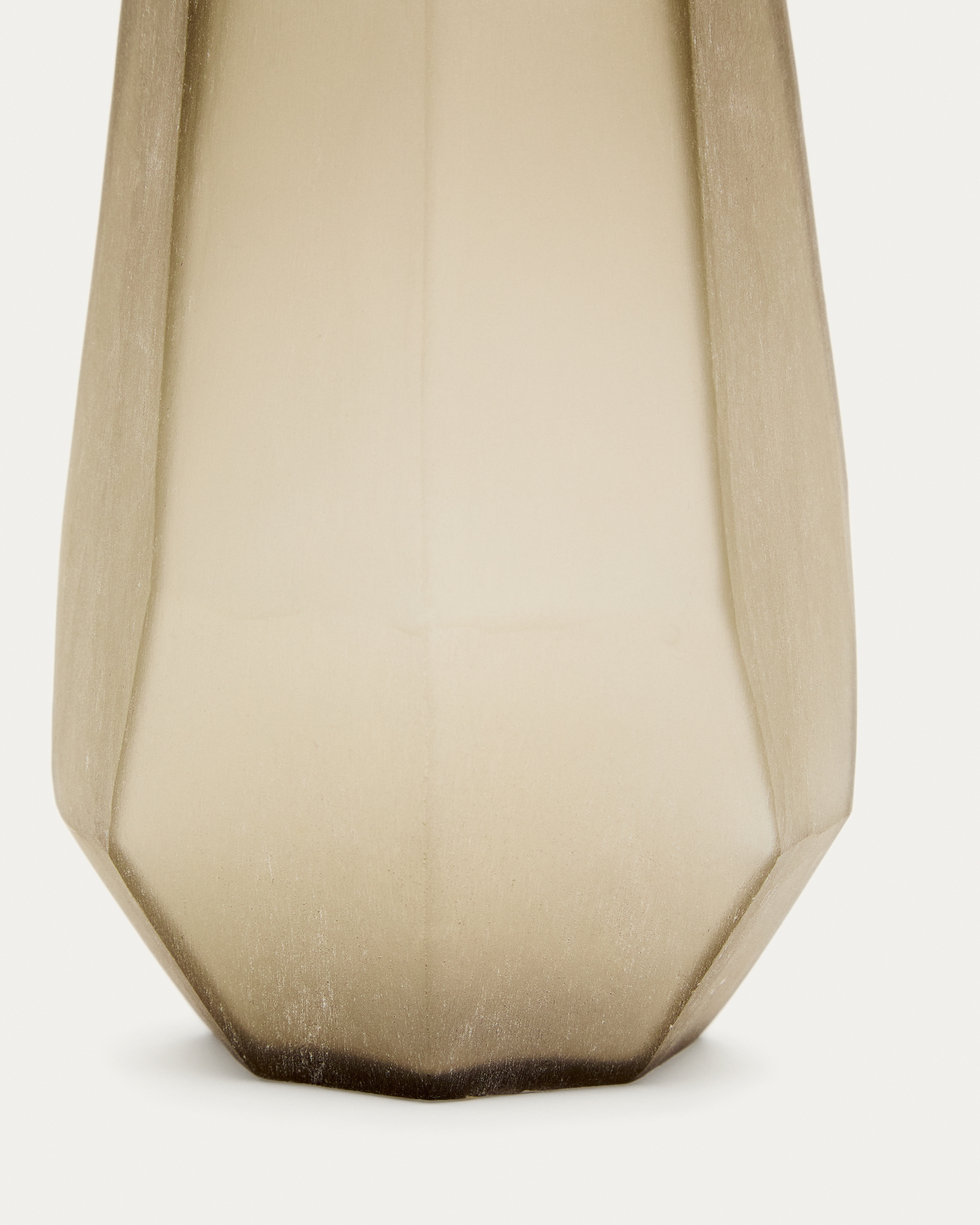 Ваза Arai серая из переработанного стекла 16,5 см La Forma (ex Julia Grup)