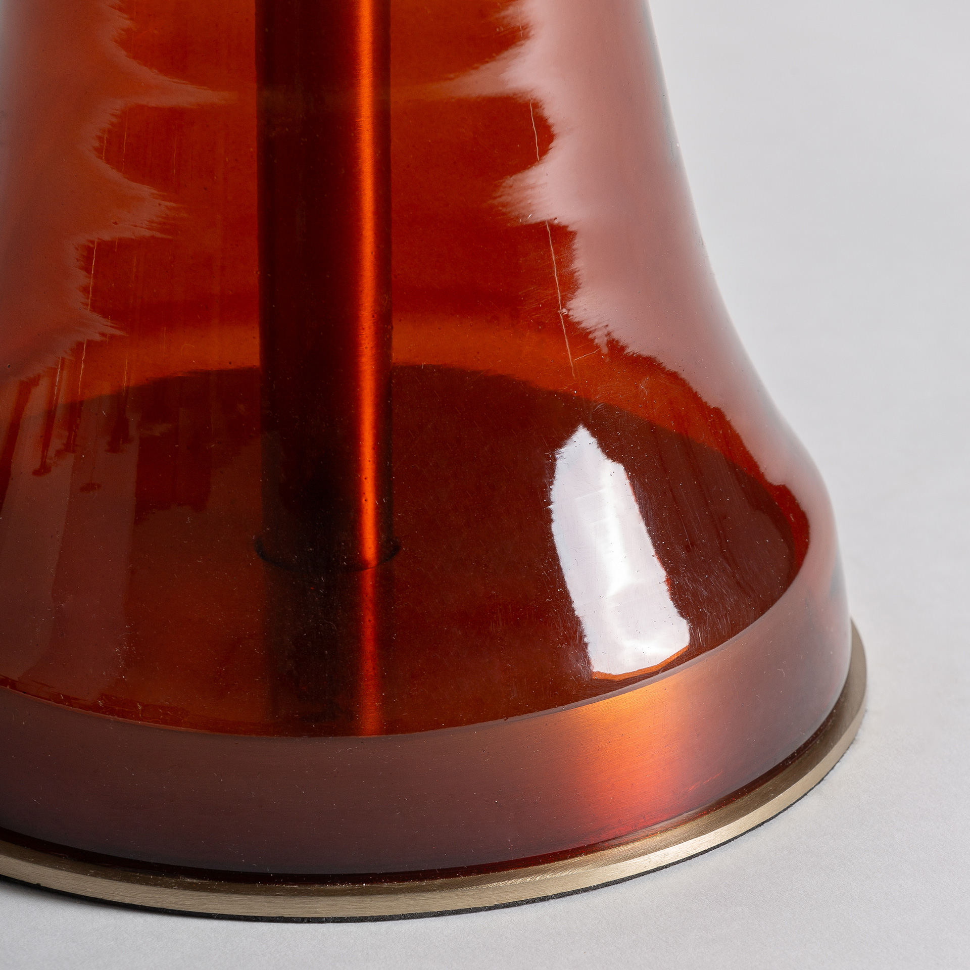 Приставной столик Colmar Vical