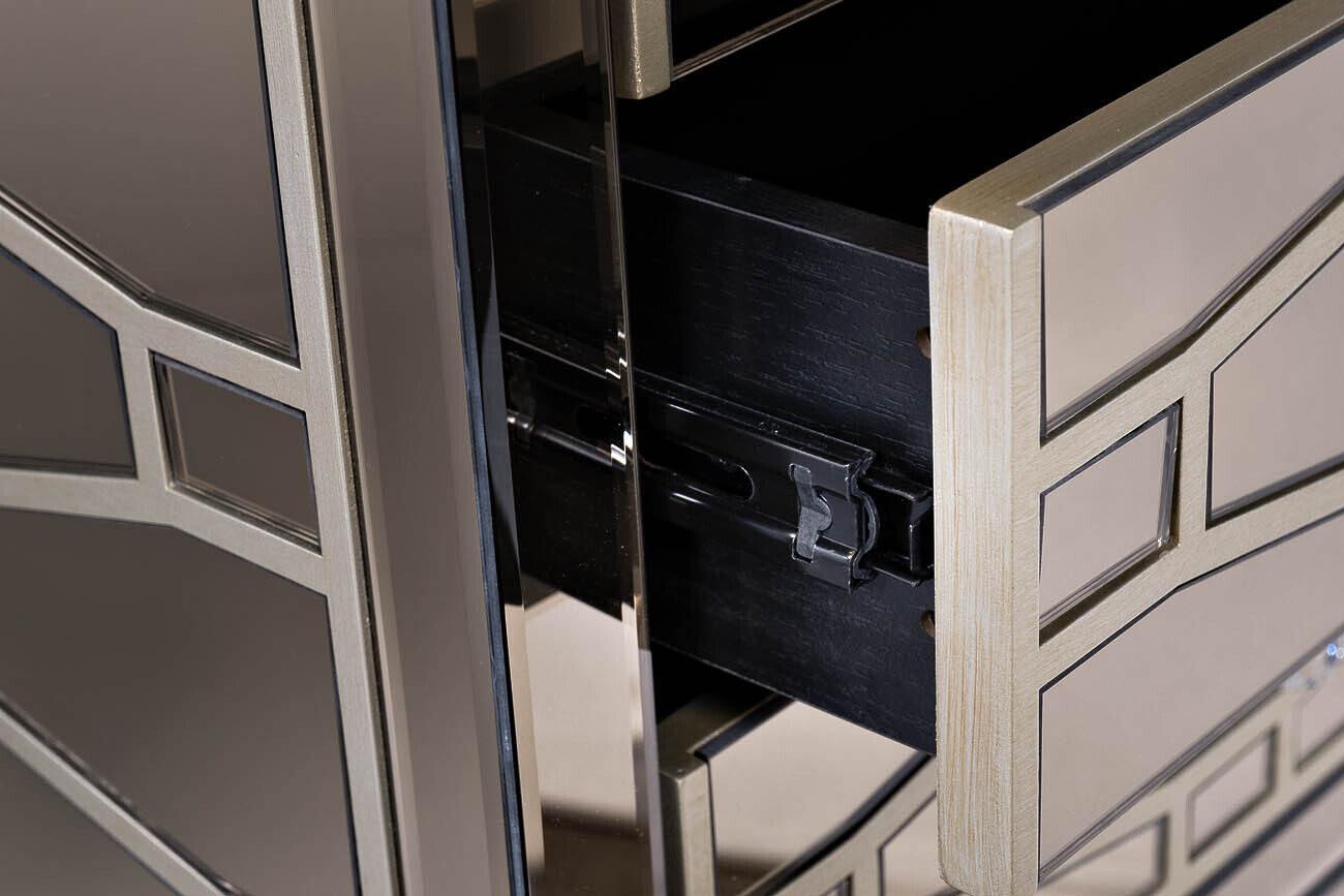 Тумбочка зеркальная с ящиками Garda Decor KFG046