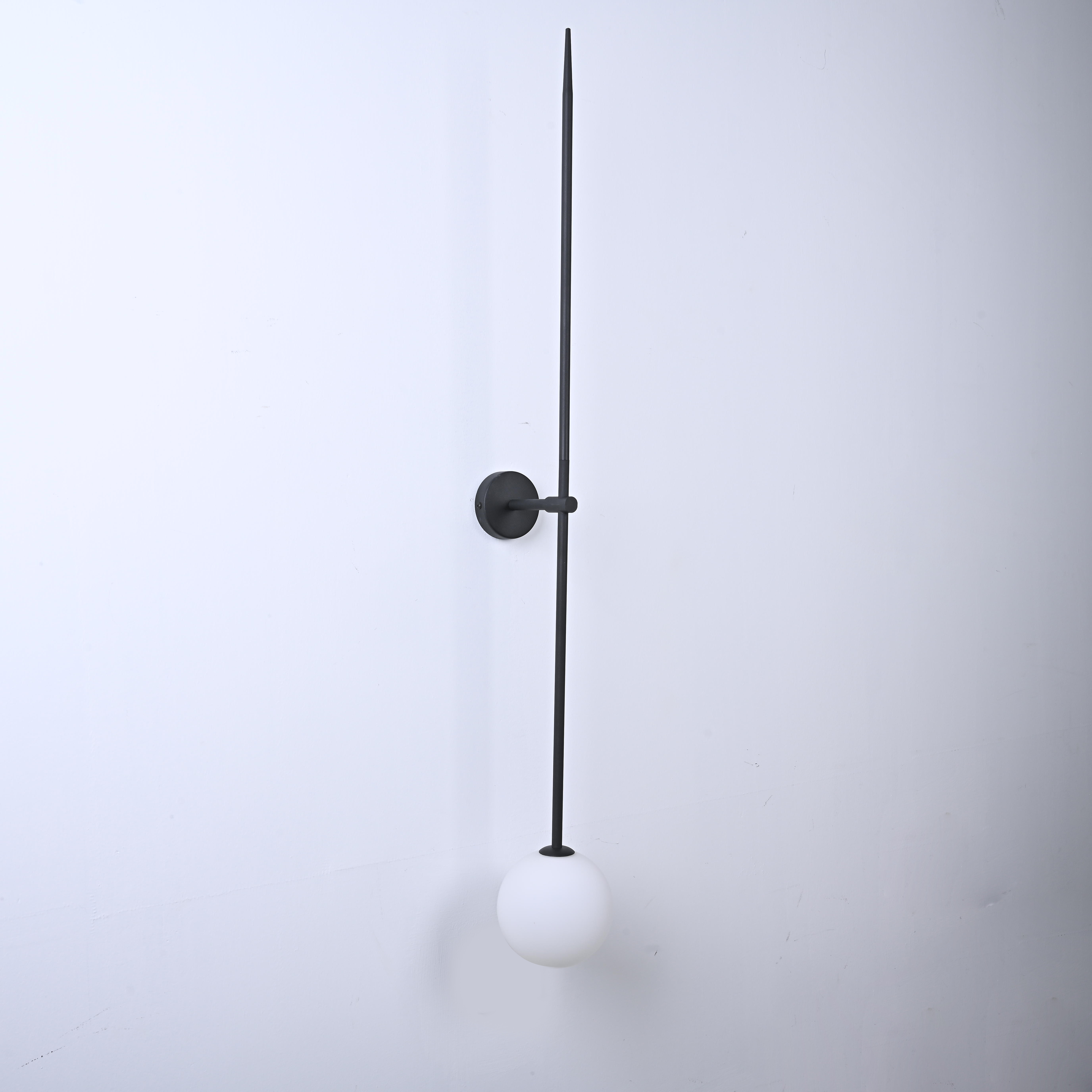 Настенный светильник LINES Ball 150 Black by ImperiumLoft