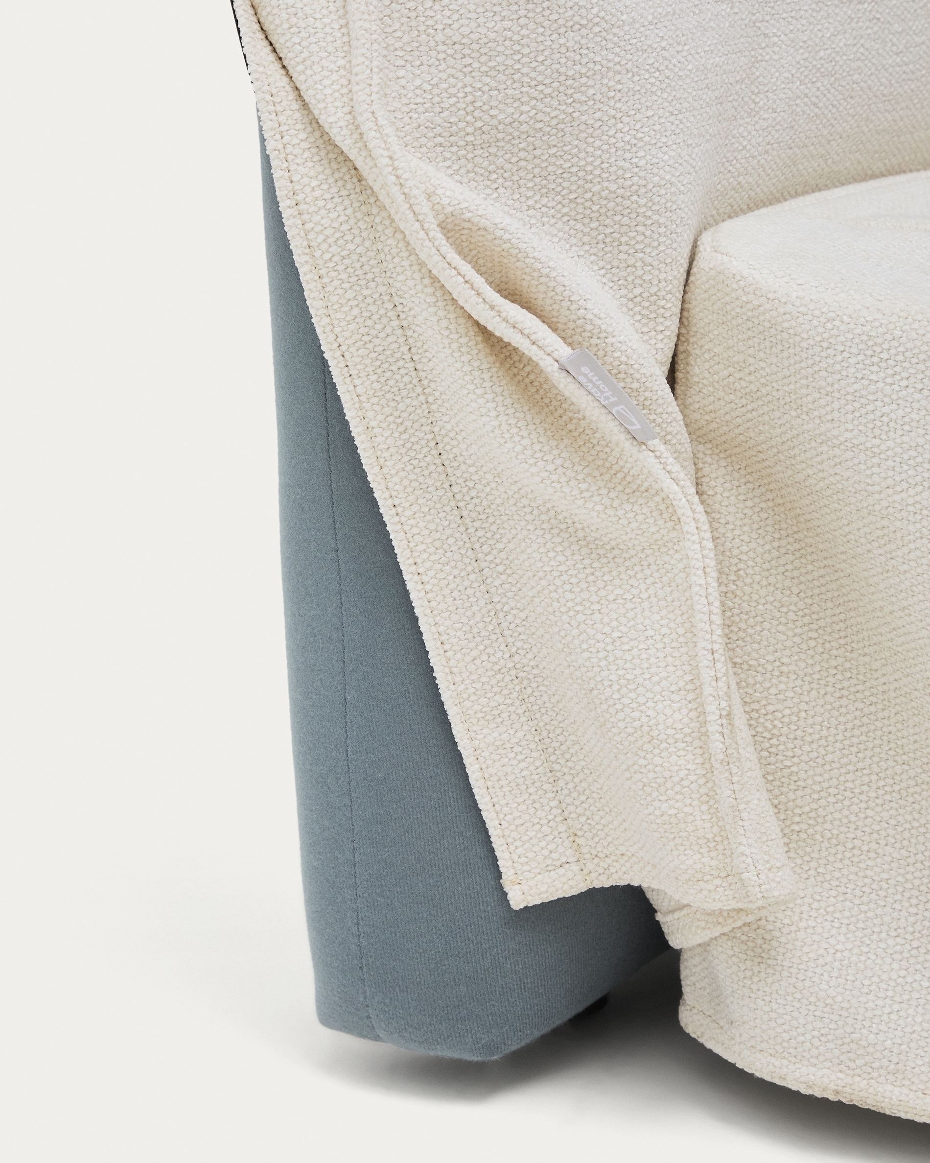 Изголовье кровати Jaira из белого шенилла со съемным чехлом для кроватей шириной до 180 см La Forma 447735