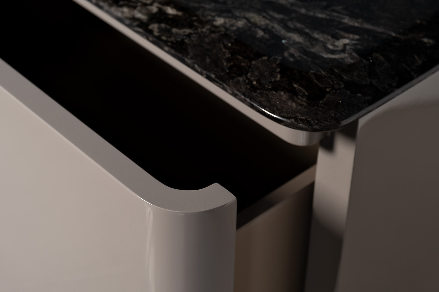 Тумба под телевизор с мраморной столешницей Garda Decor 58DB-20211