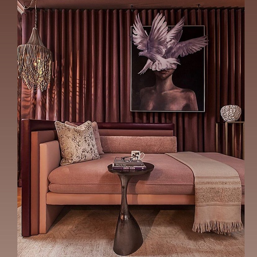 Приставной столик Currey & Company Ishaan Black 4000-0104