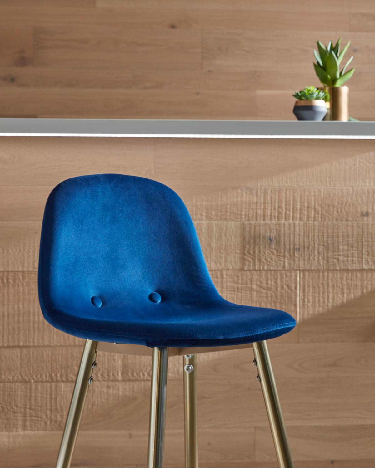 Барный стул Nilson темно-синий La Forma (ex Julia Grup)