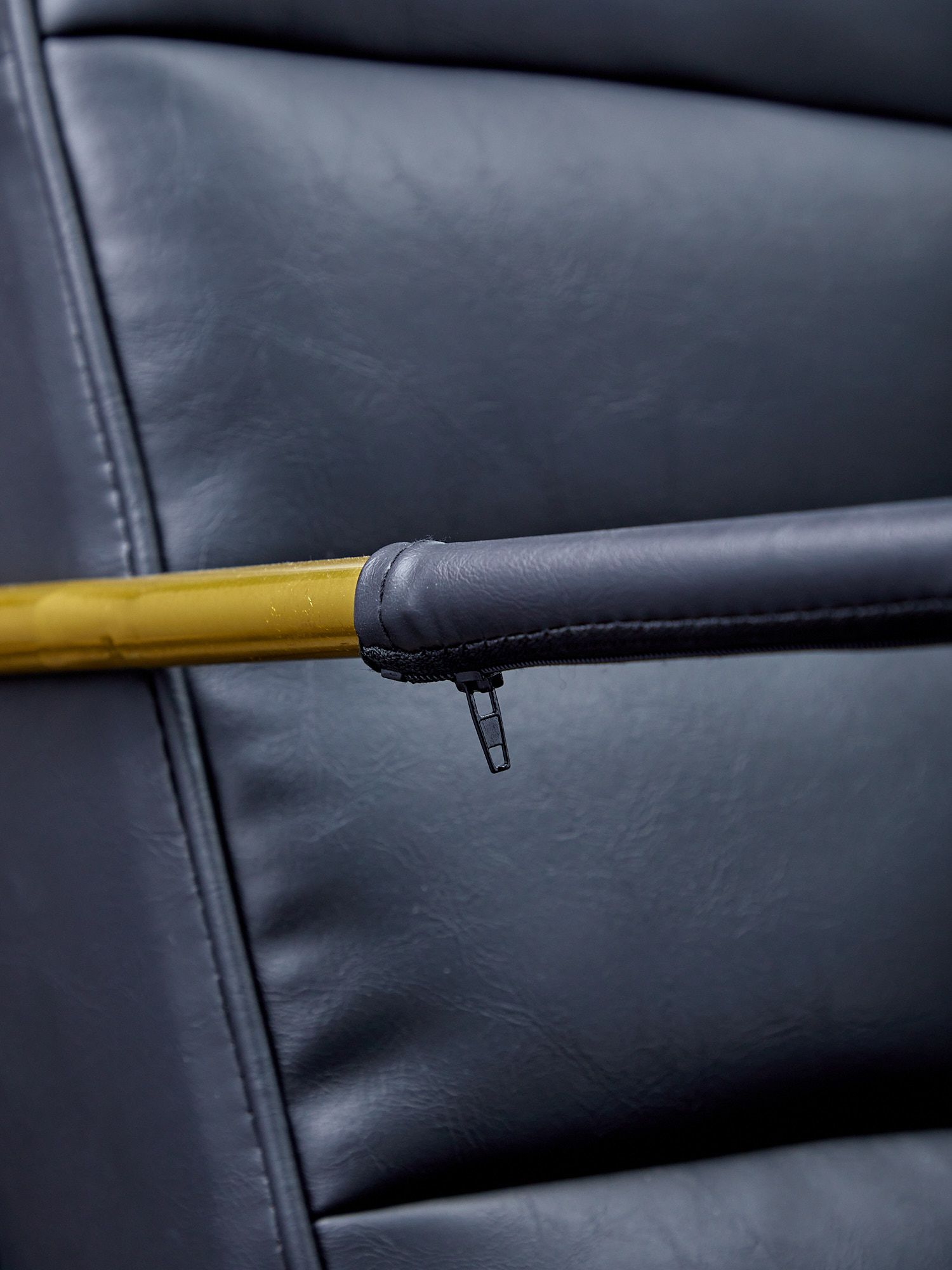 Кресло с подножием Glasar GB90529-F1/GB90529-F2