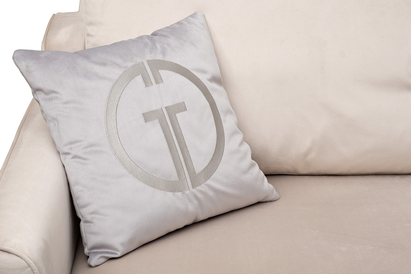 Диван двуестный раскладной светло-серый с кантом Garda Decor PORTOFINO-180-Colt030+Colt025