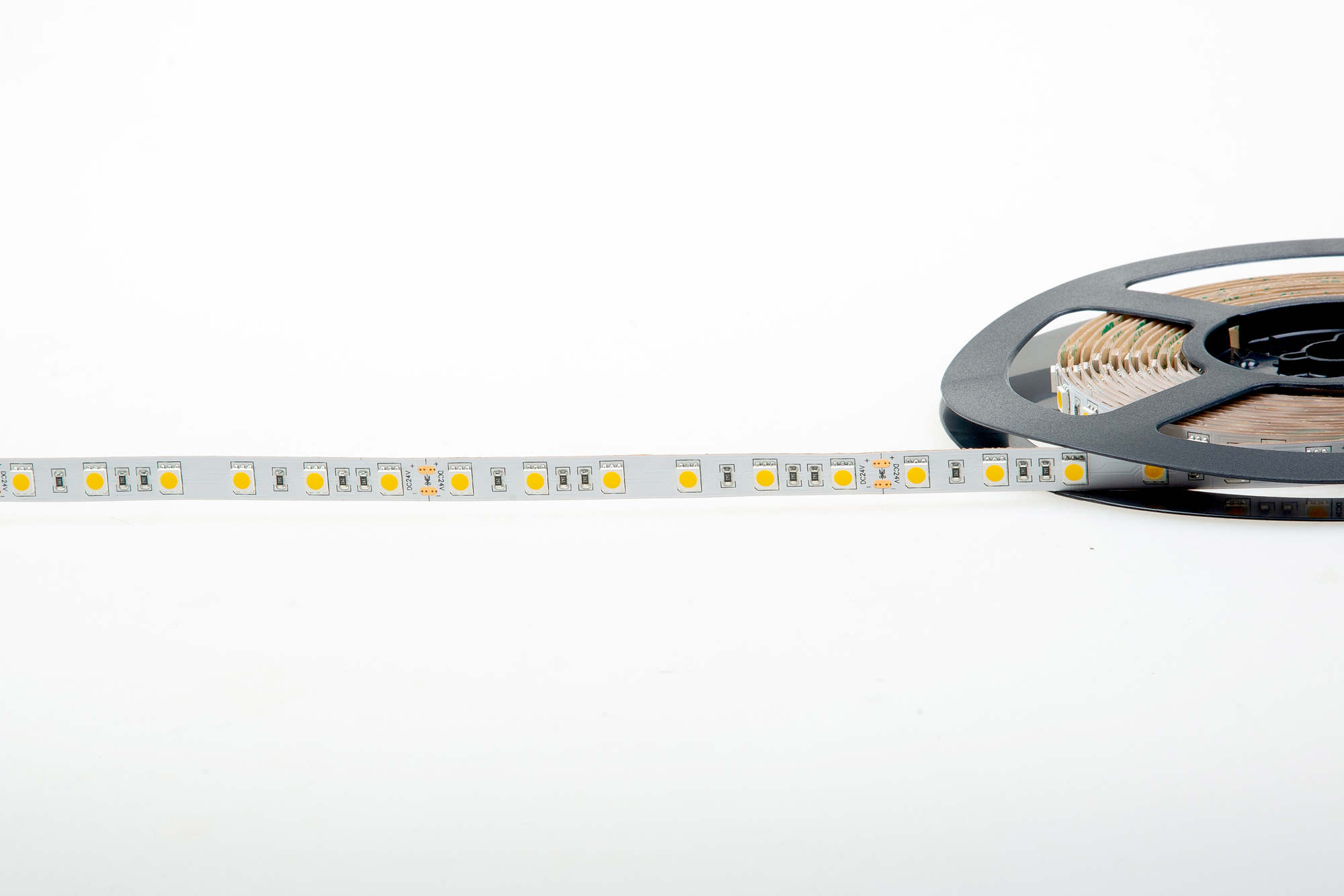 Светодиодная лента Donolux DN18287NWRA95
