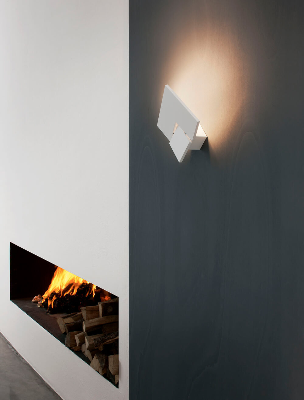 Настенный светильник Lodes Twist White 146010