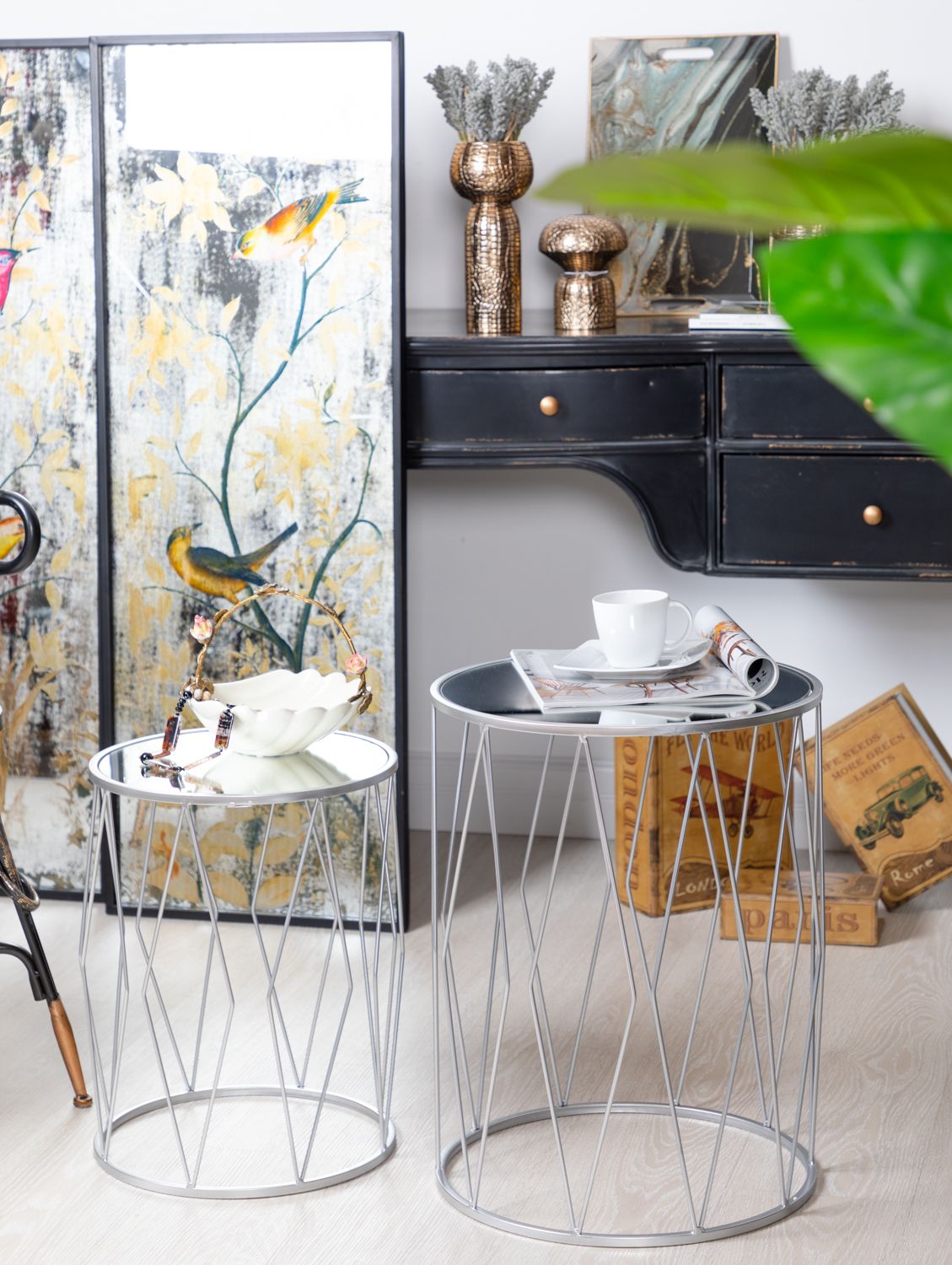 Столик интерьерный с зеркальной столешницей Glasar 54-201