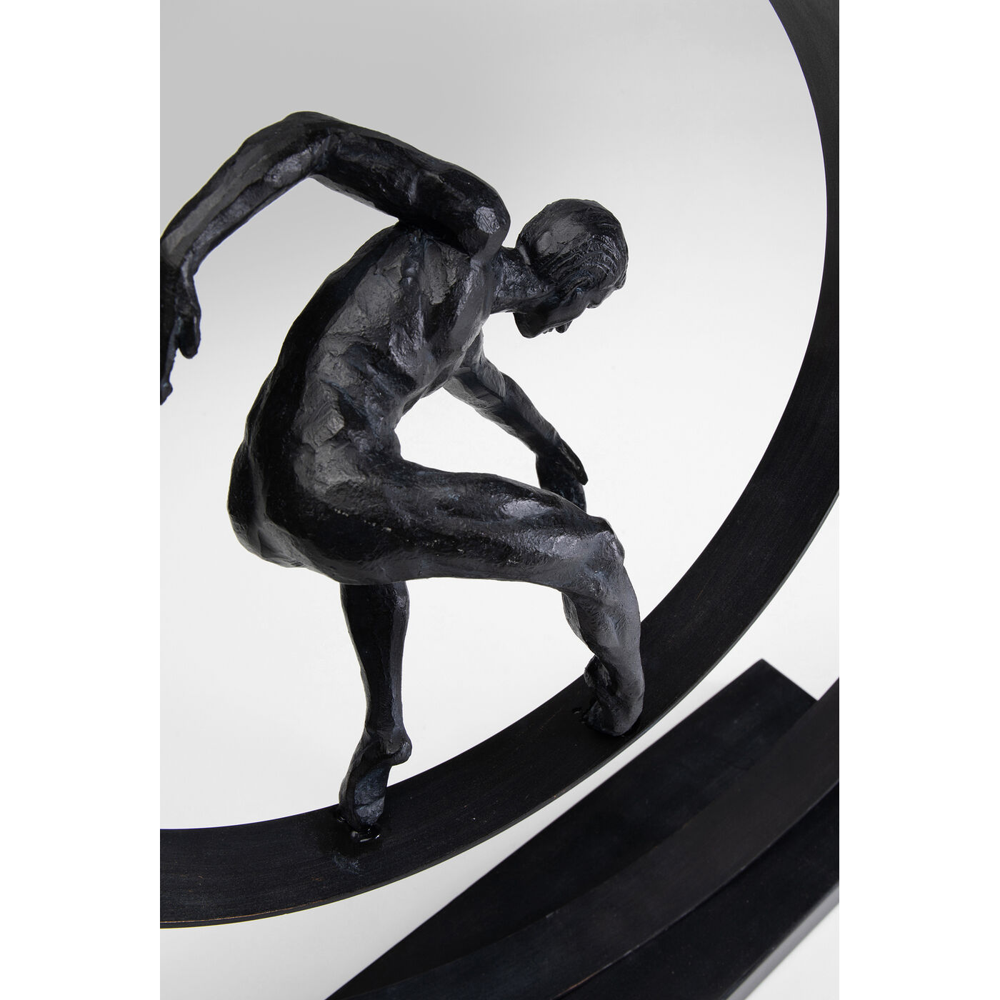 Фигура декоративная Artist Circle 45 см KARE 56342