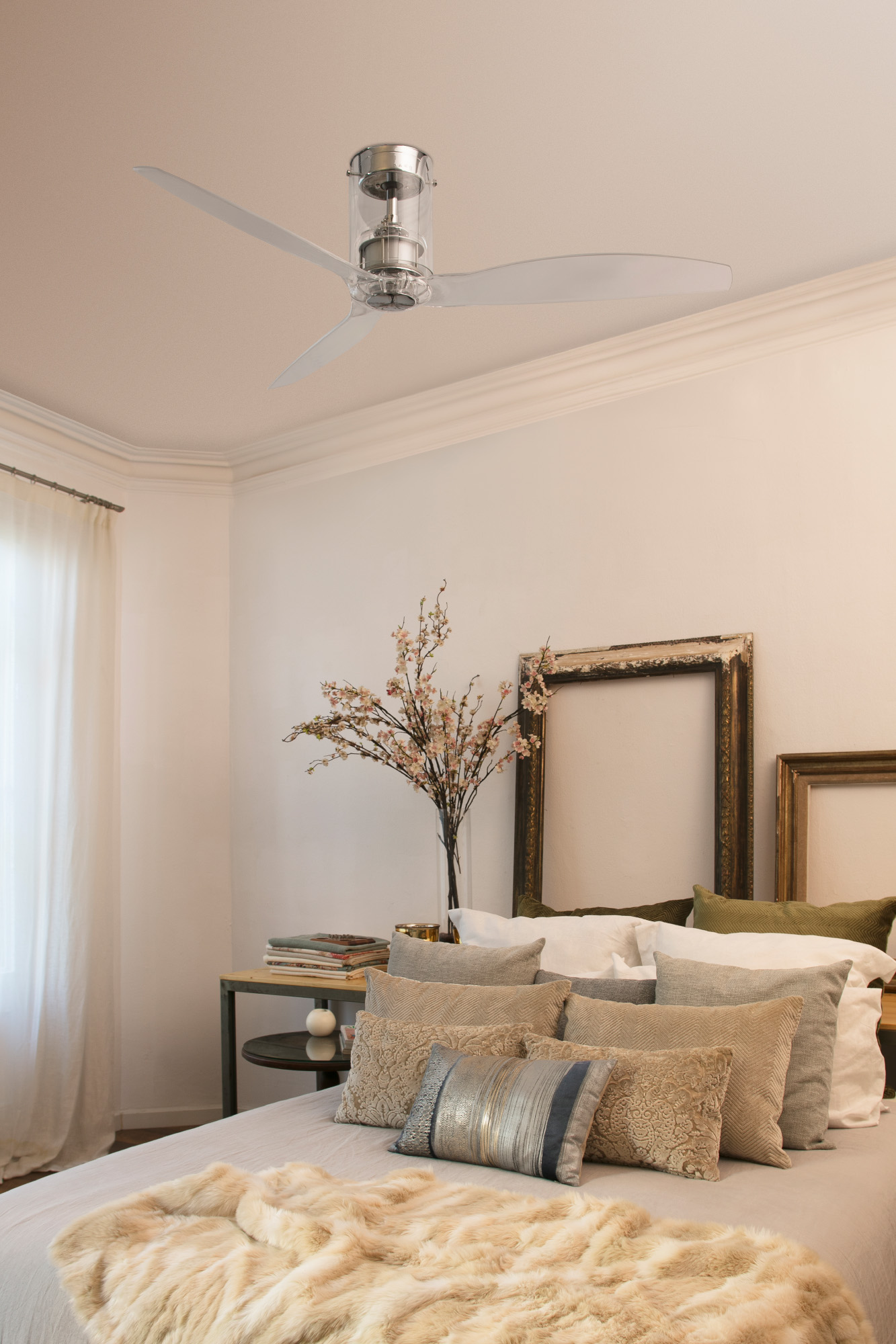 Прозрачный потолочный вентилятор Mini Tube Fan Faro