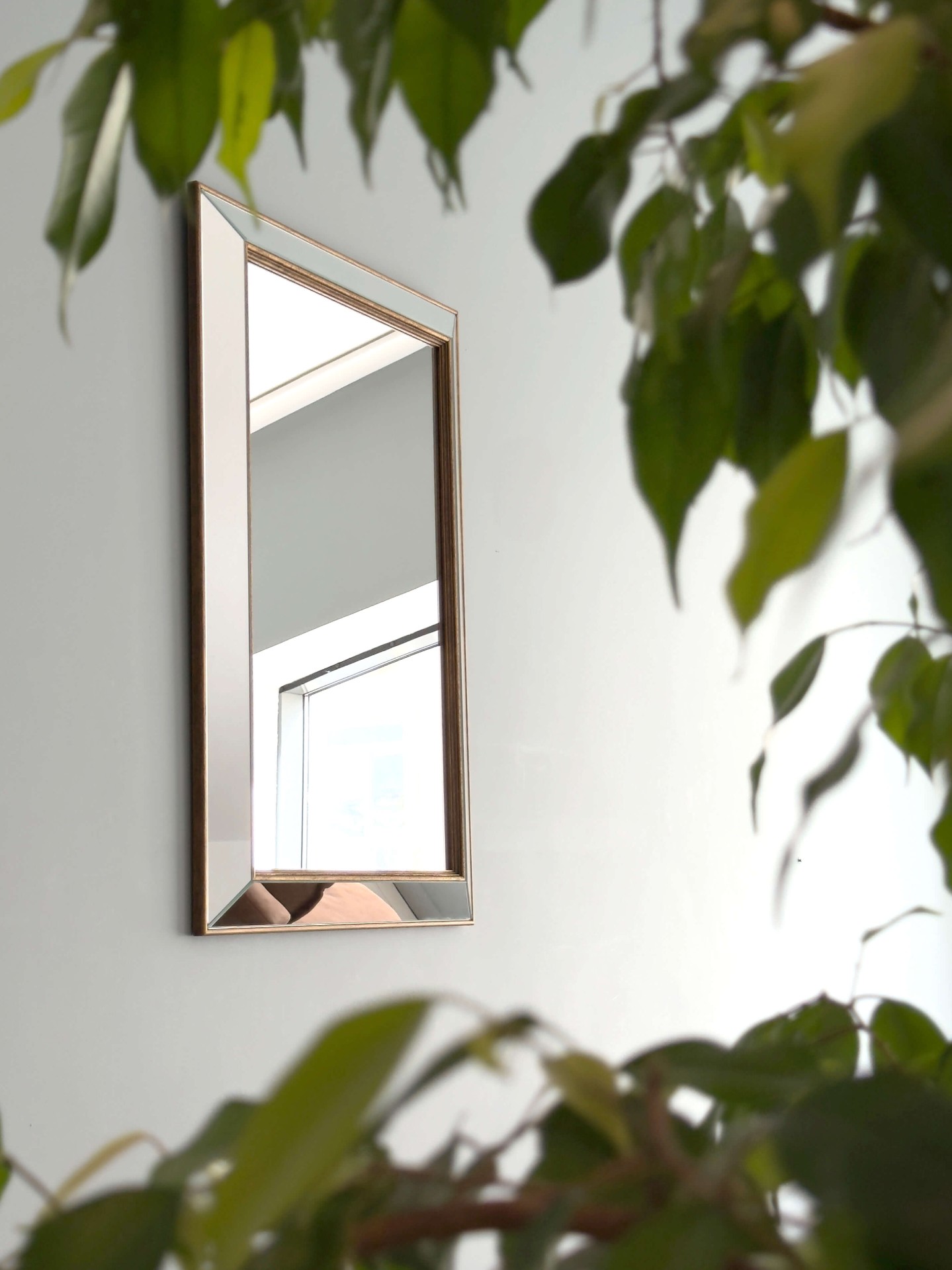 Зеркало BountyHome Miriada mini gold mv044-mini-gold