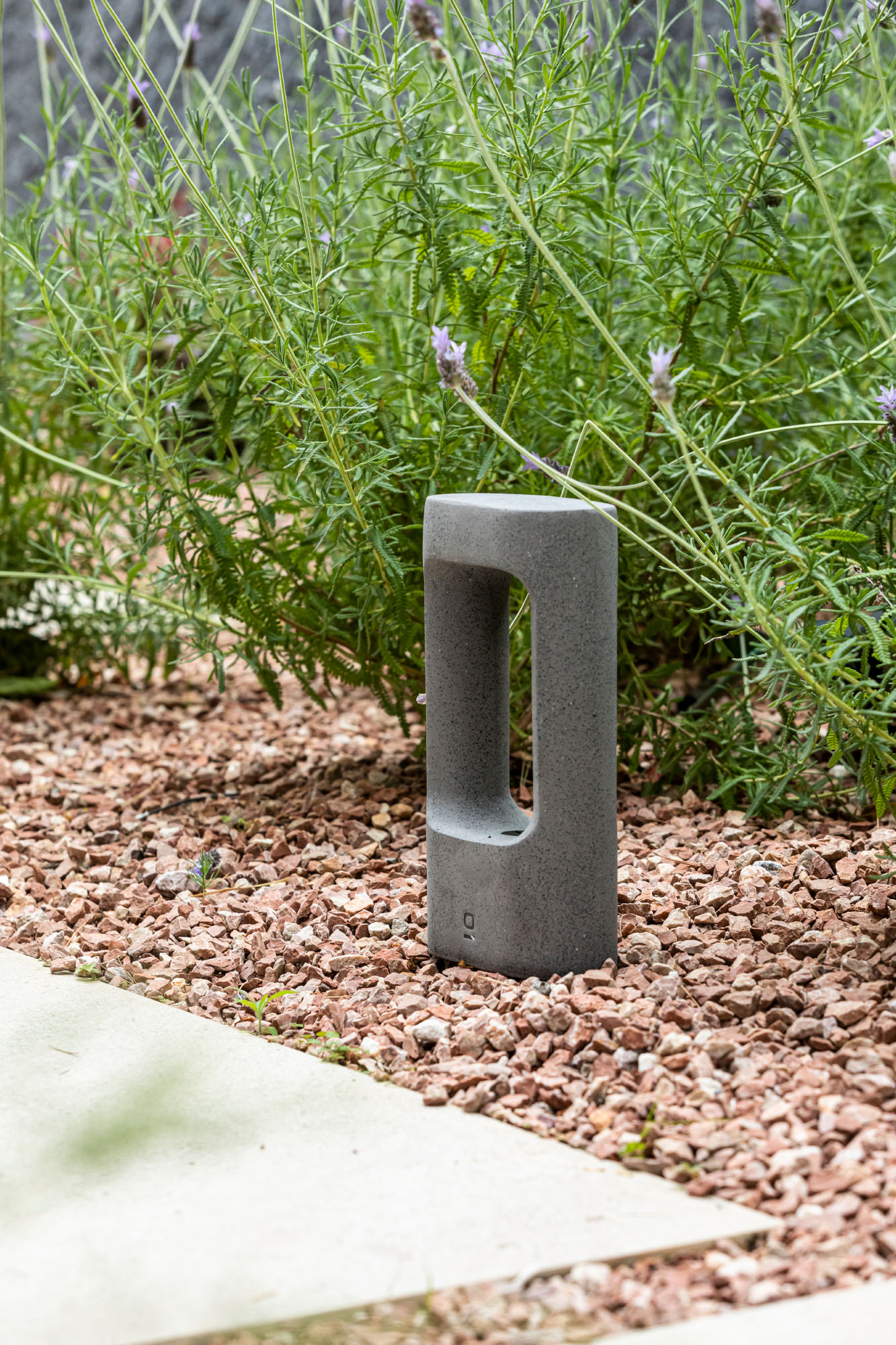 Проблесковый маячок TOTEM 285 серого цвета 3000K Faro