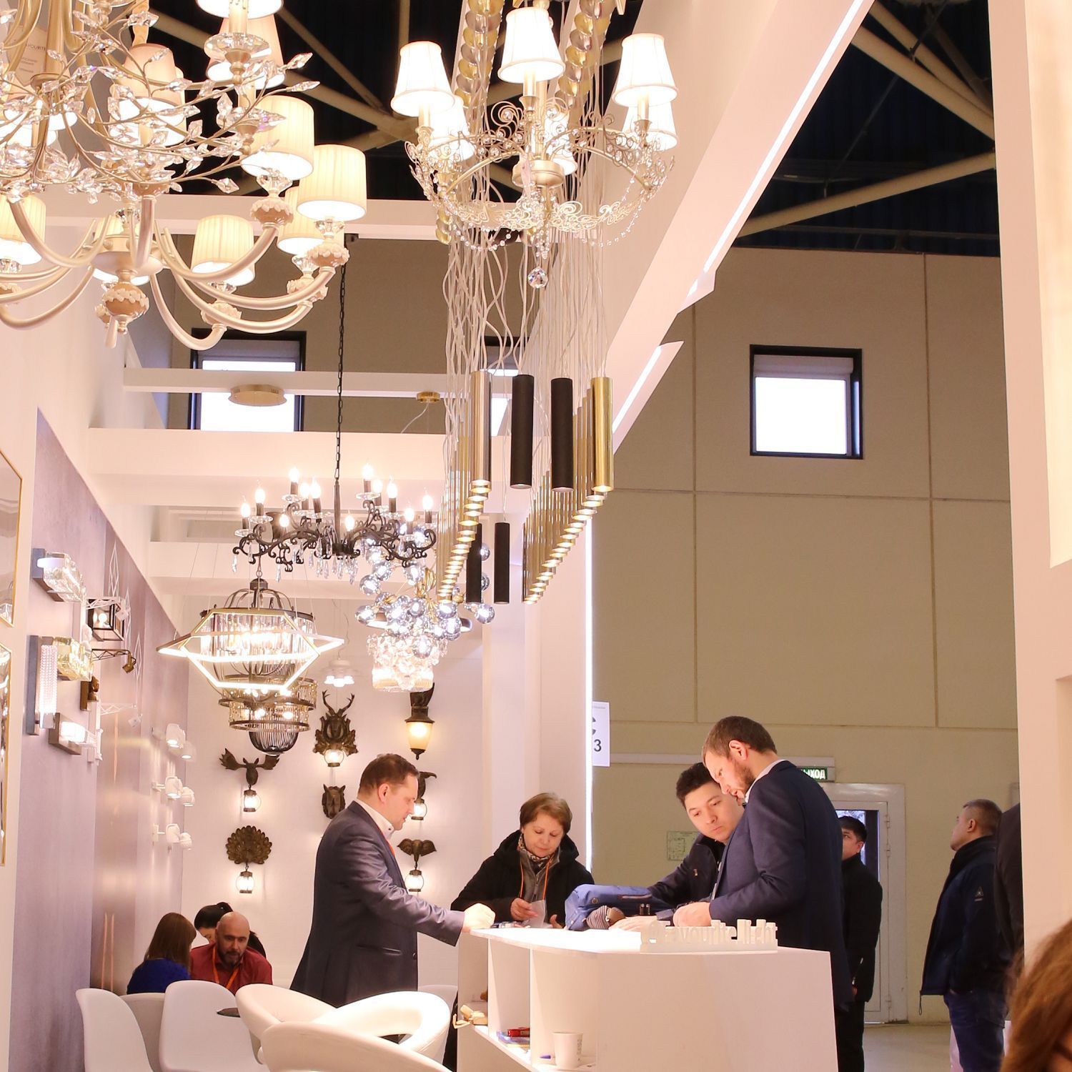 Подвесной светильник Favourite 1963-1P