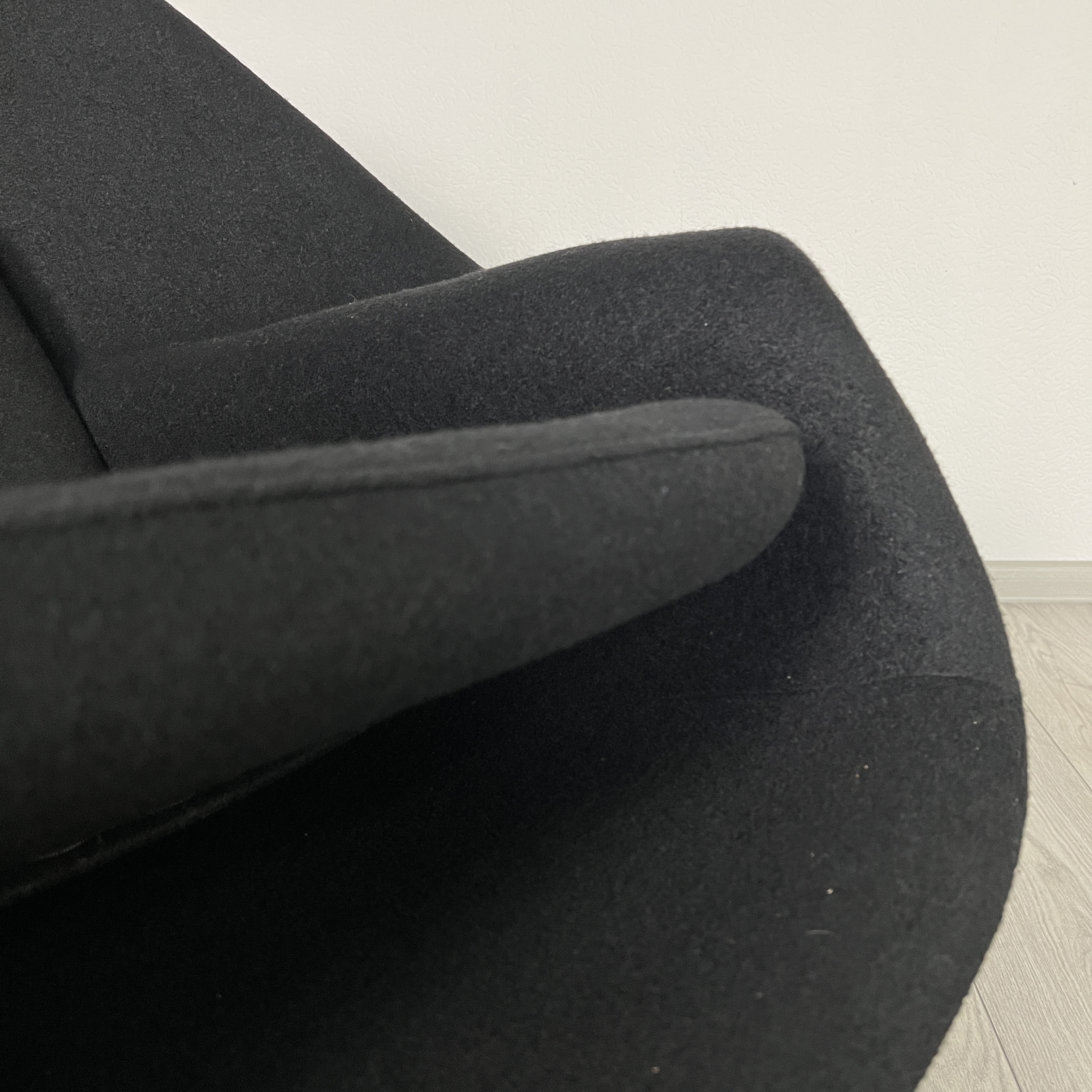 Кресло Womb Chair And Ottoman Designed By Eero Saarinen In 1948 By Imperiumloft