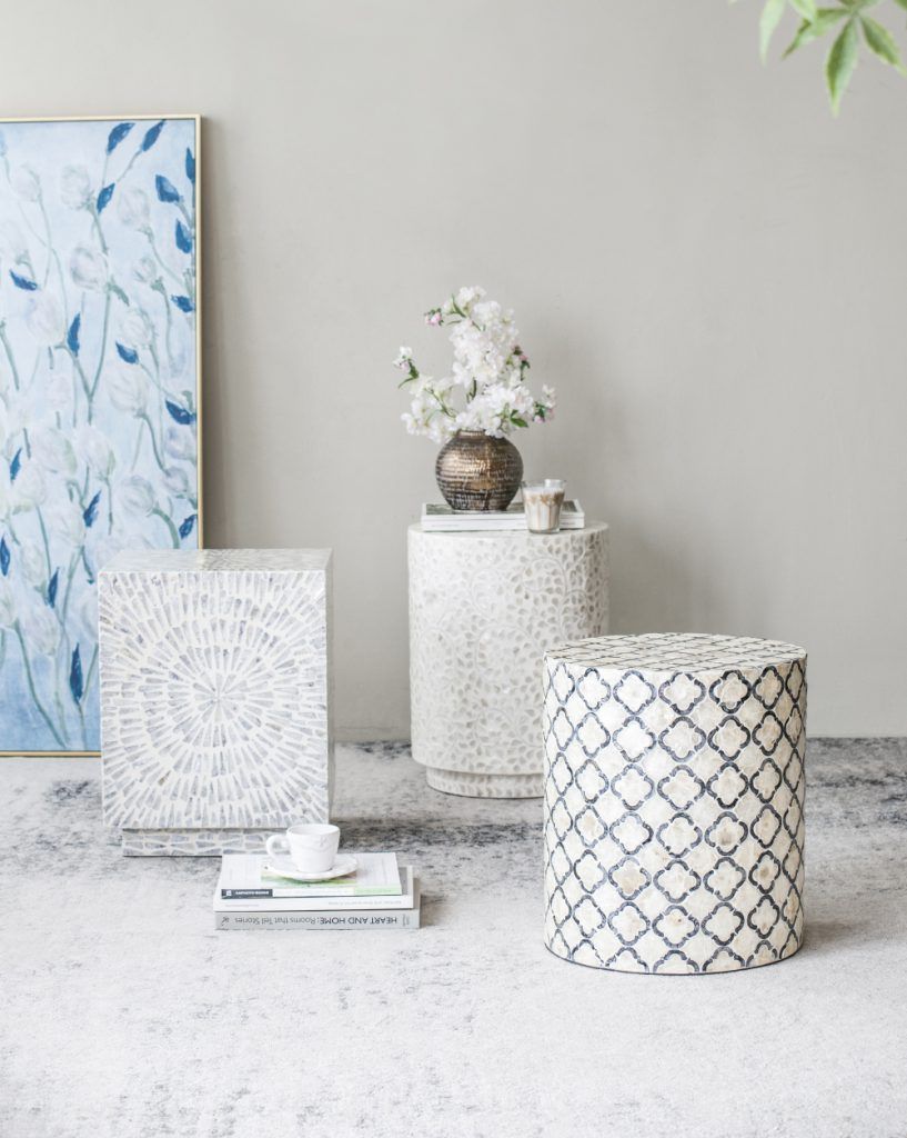 Столик акцентный с отделкой из раковин устриц Glasar 49923