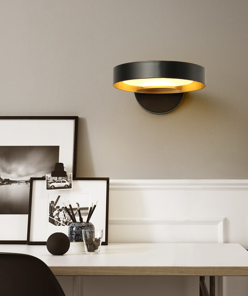 Innerspace - Daisy Chain Wall By Imperiumloft