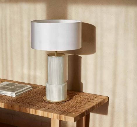 Настольная лампа Atina золотой металл, белый абажур 801011/36 Aromas del Campo