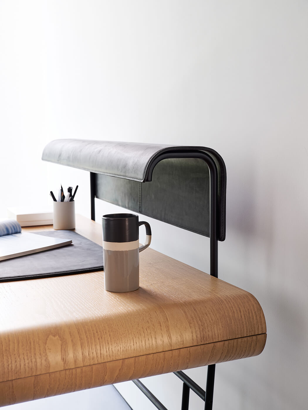 Письменный стол Midj Apelle desk Tuscan Black T1001136