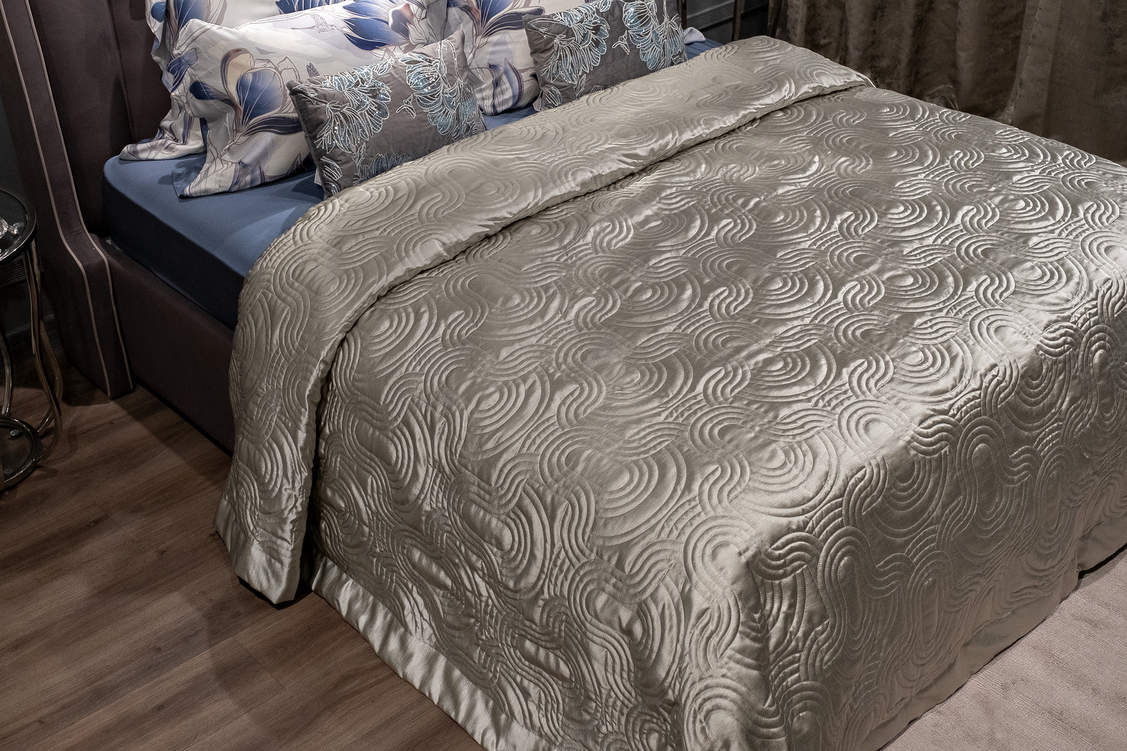 Покрывало Euphoria 12 Аморе 260*260 со стежкой Garda Decor 121GD-12129