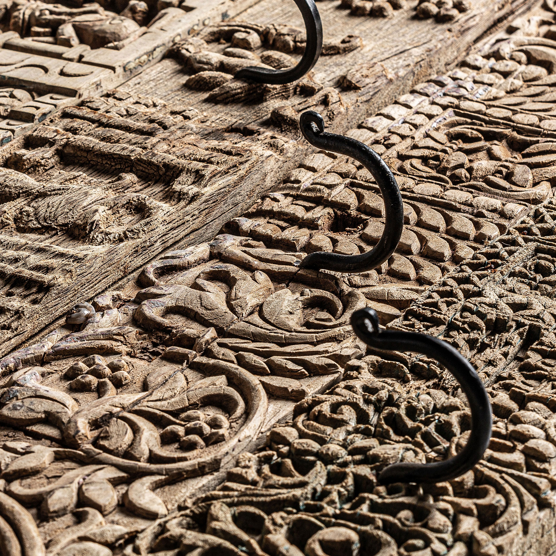 Вешалка ASKALE Vical