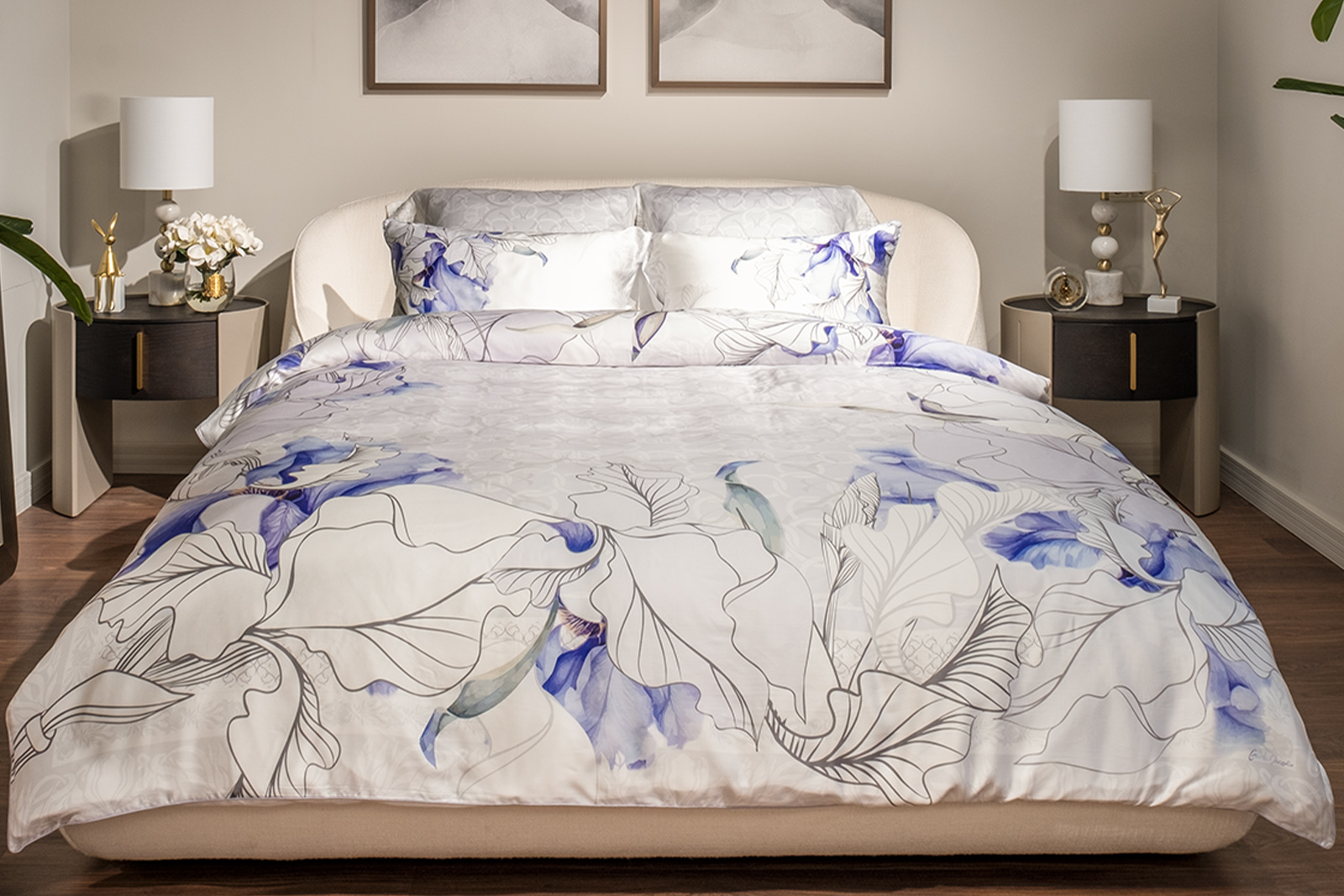 Комплект постельного белья Ирисы, тенсель (145*210-1шт, 50*70-2шт) Garda Decor 180JOD-18031