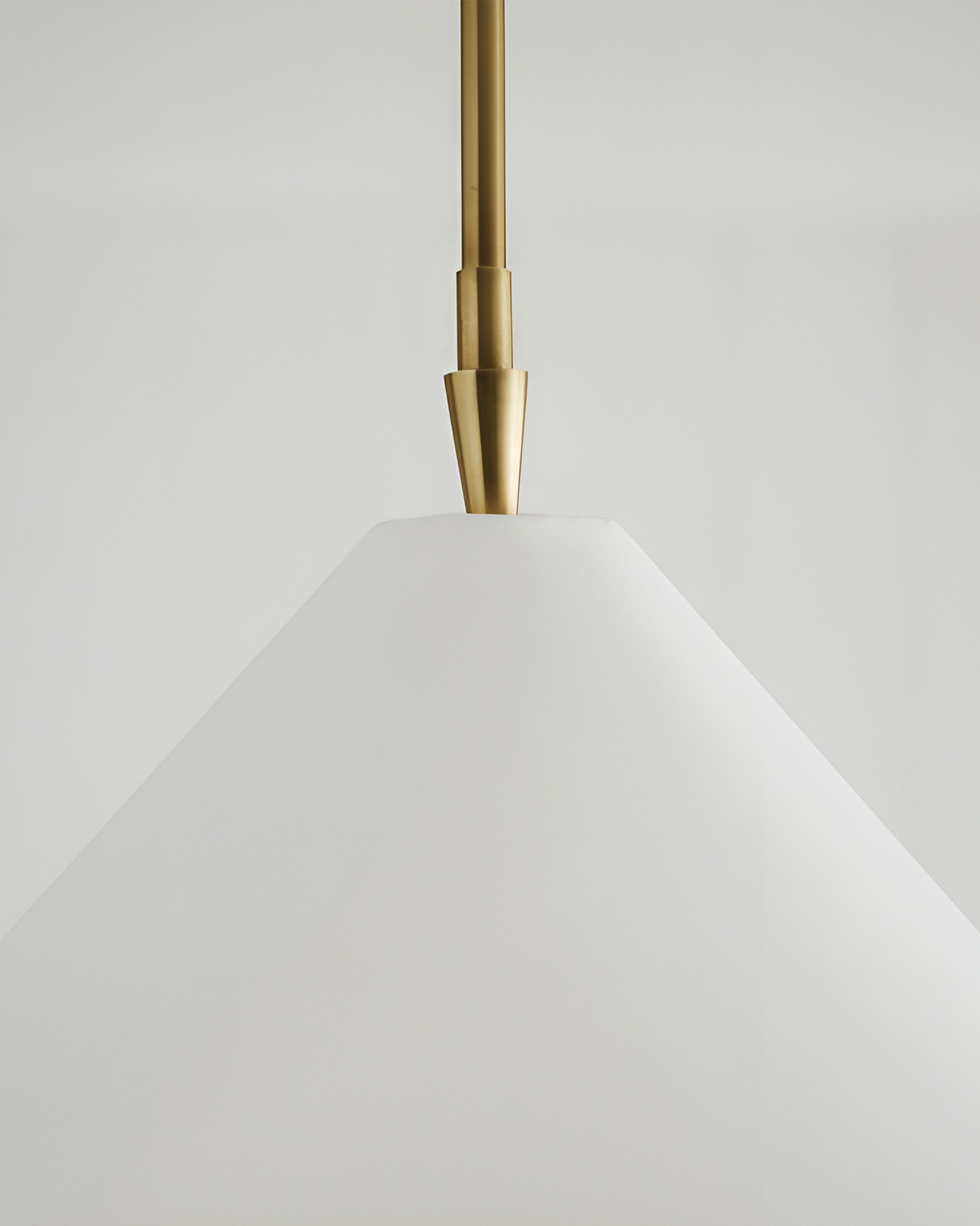 Золотой подвесной светильник Эльзас Louvre Home LHLPN270723XNP