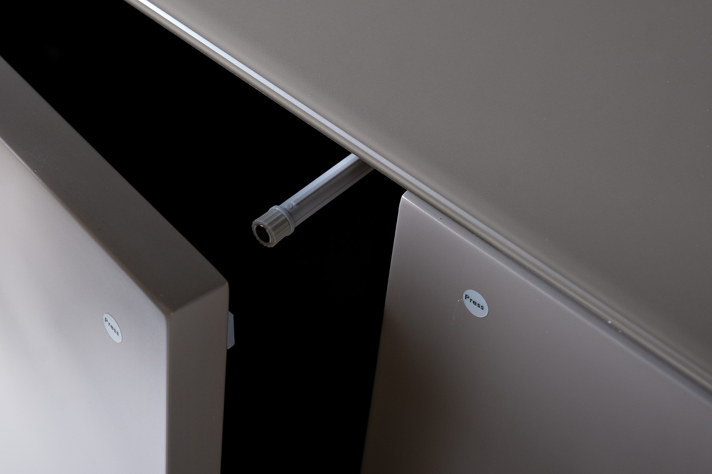 Комод со стеклянной столешницей Garda Decor 58DB-19012