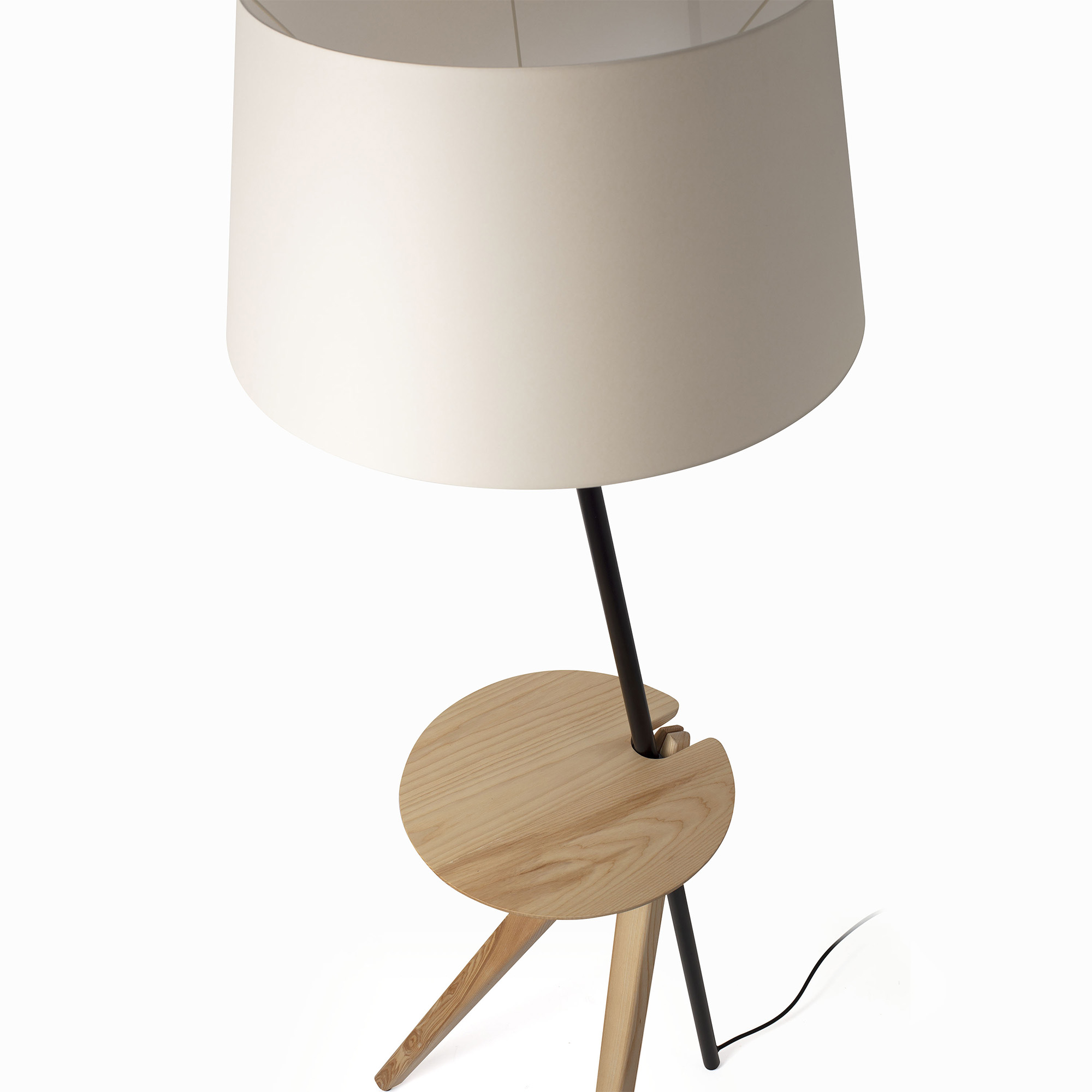 Торшер TREEWOOD с поддоном из ясеня и бежевым абажуром 1xE27 Faro