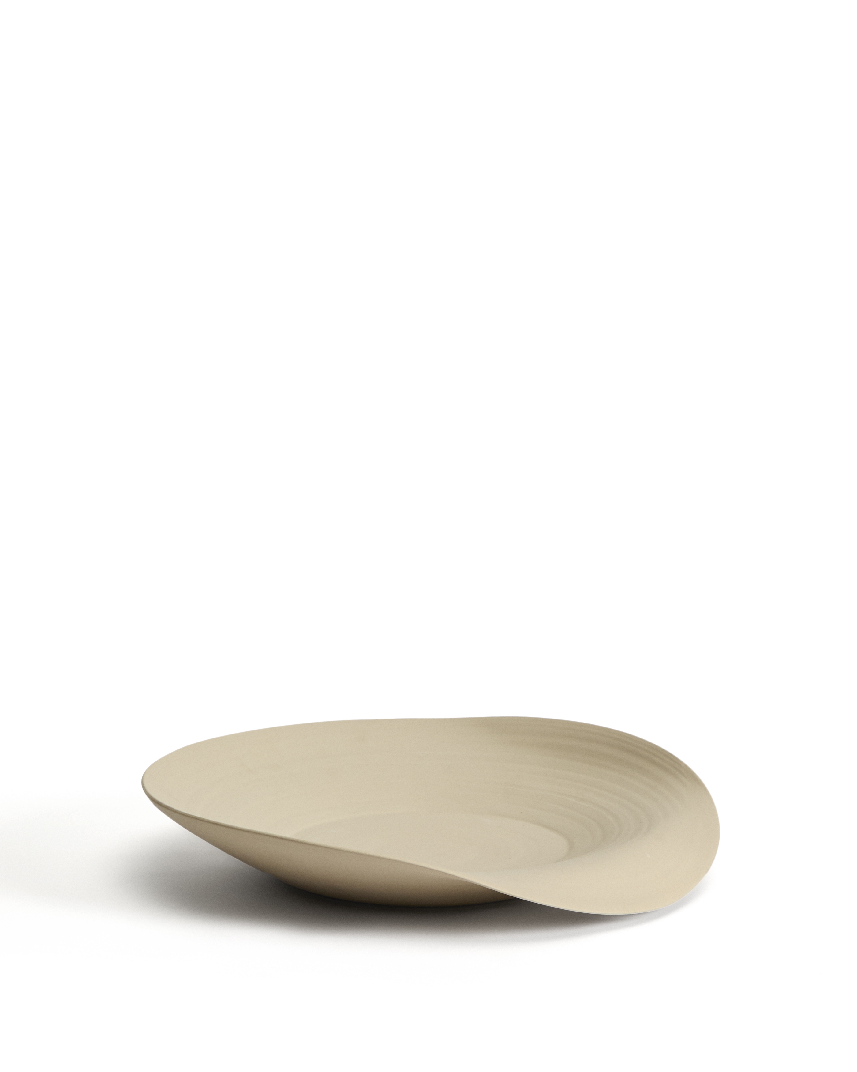 Керамический поднос Ebenor бежевого цвета Ø 40 см La Forma (ex Julia Grup)