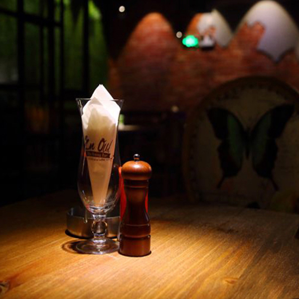 Потолочный светильник с изменениямым углом света Zoom Bell A White 6000К by ImperiumLoft