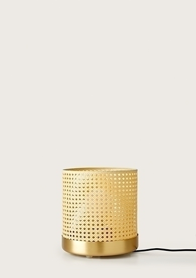 Настольная лампа Stan латунный металл - натуральный ротанг Aromas del Campo