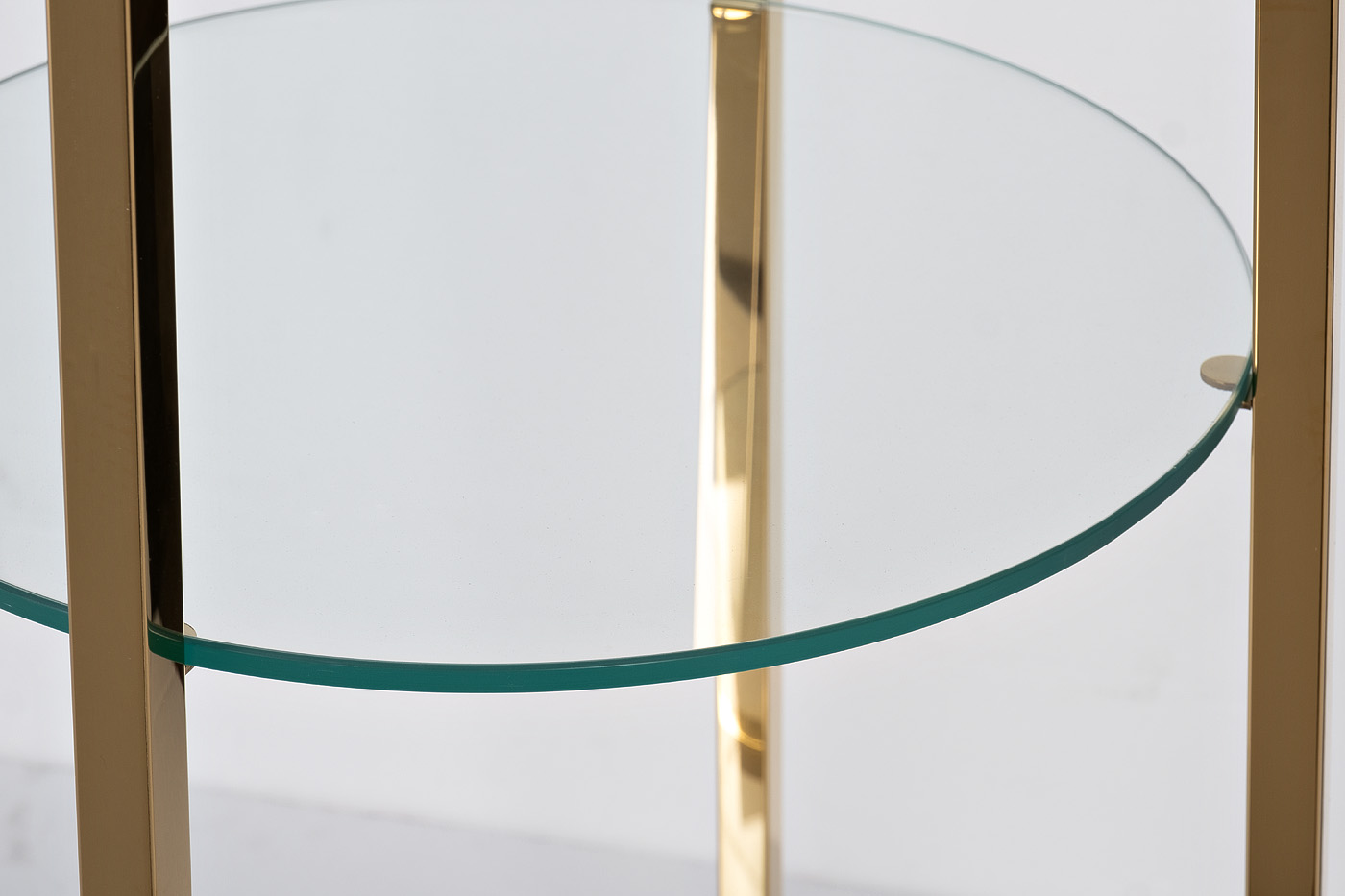 Стеллаж прозрачное стекло/золото Garda Decor 47ED-00501