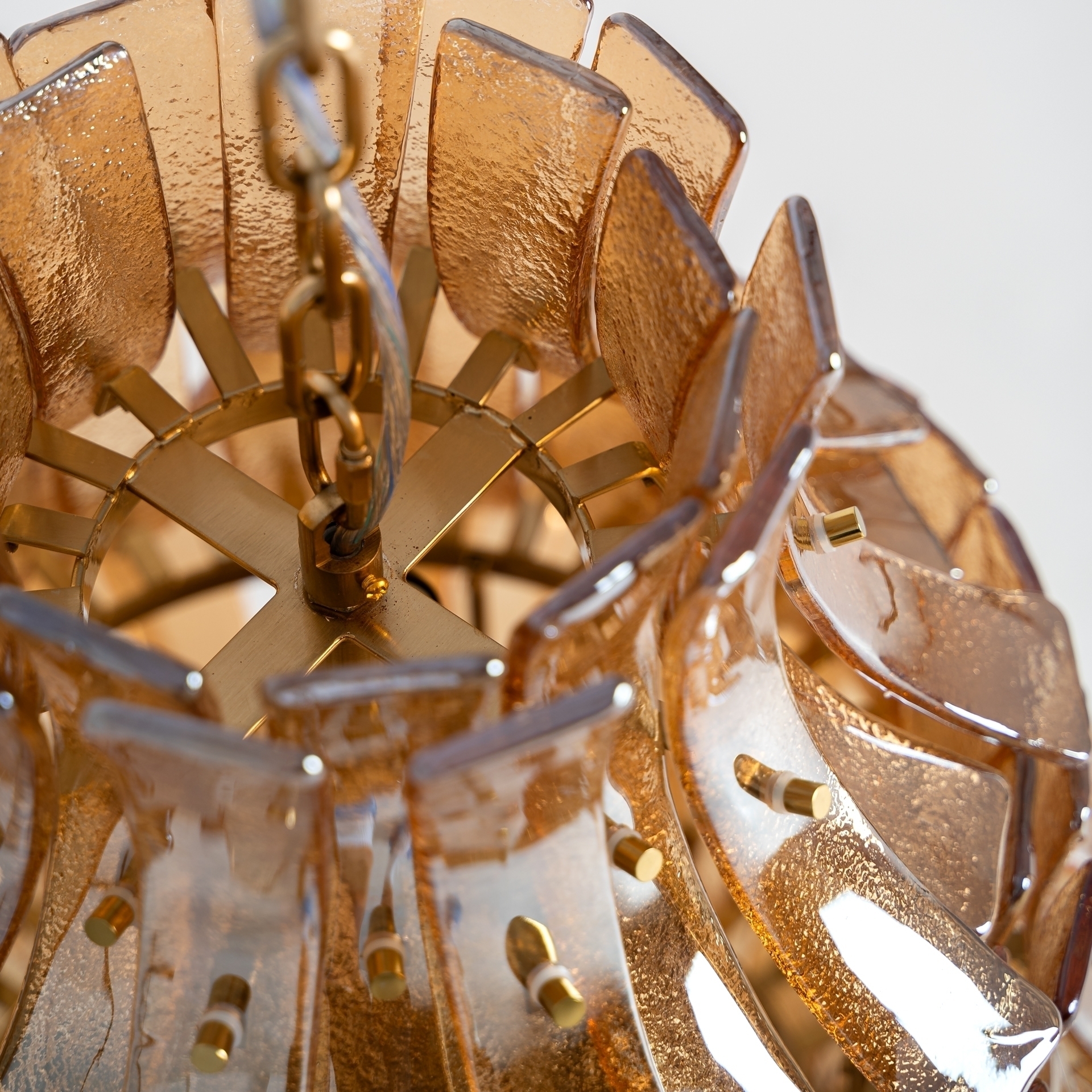 Подвесной светильник Lierna в винтажном стиле коричневый Vical