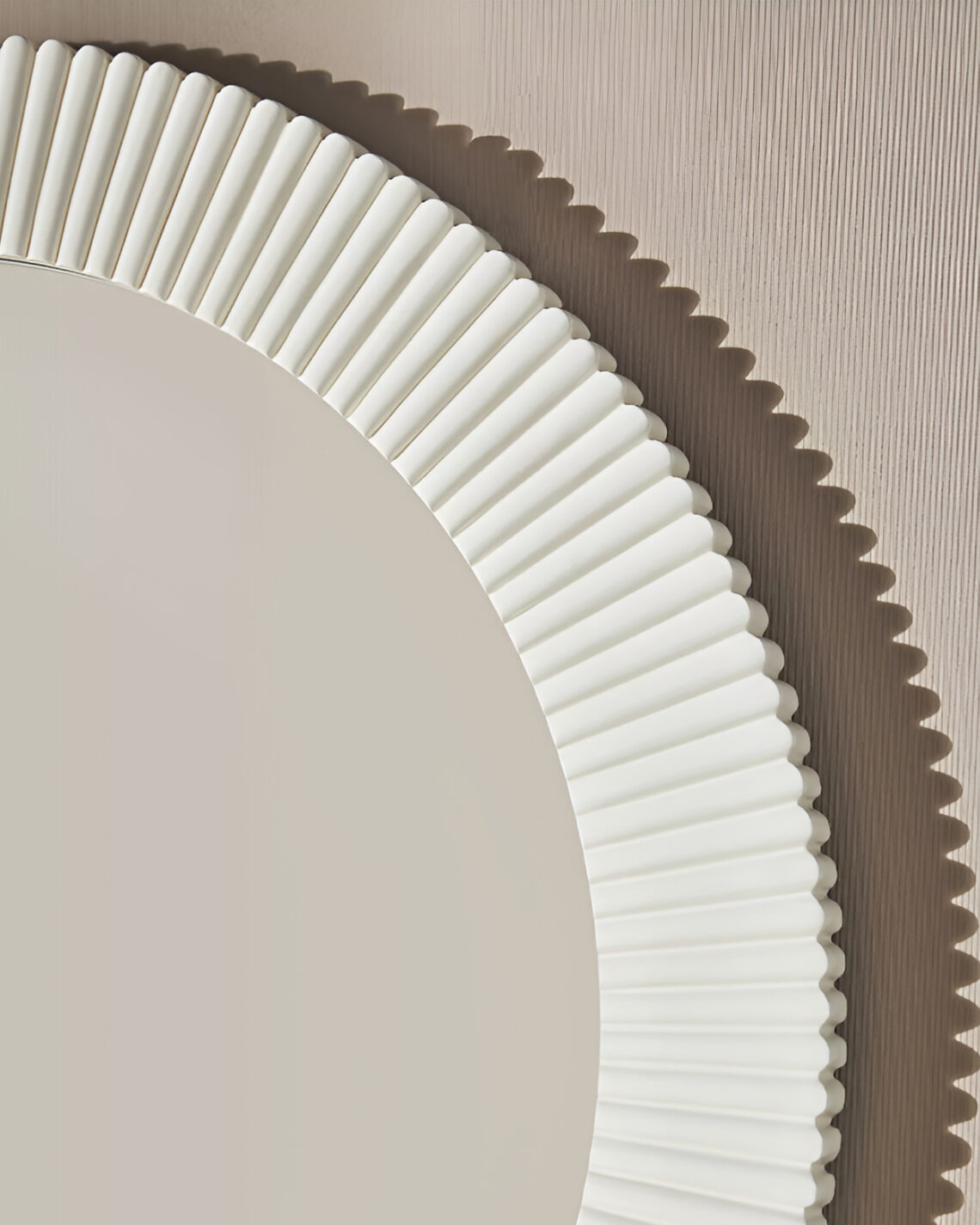 Зеркало в круглой раме Джослин Louvre Home LHDWM201123URSK