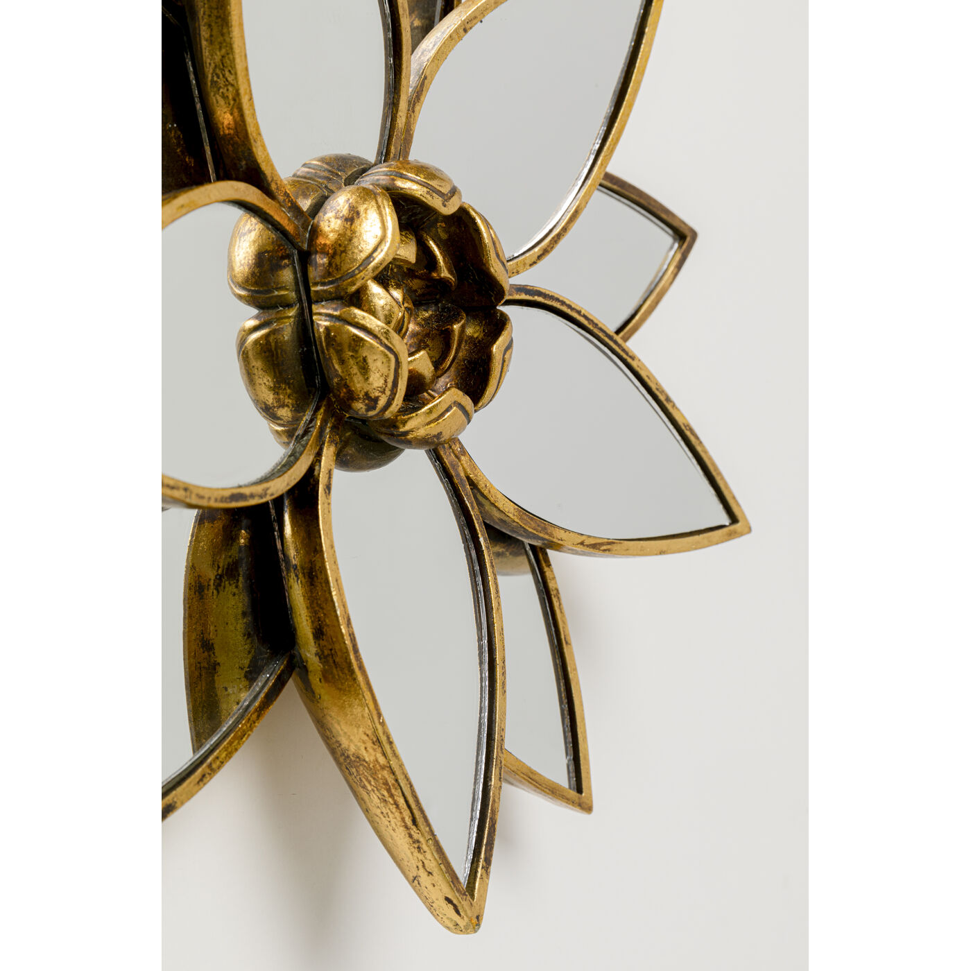 Украшение настенное Lotus Зеркало Ø33cm KARE 57696