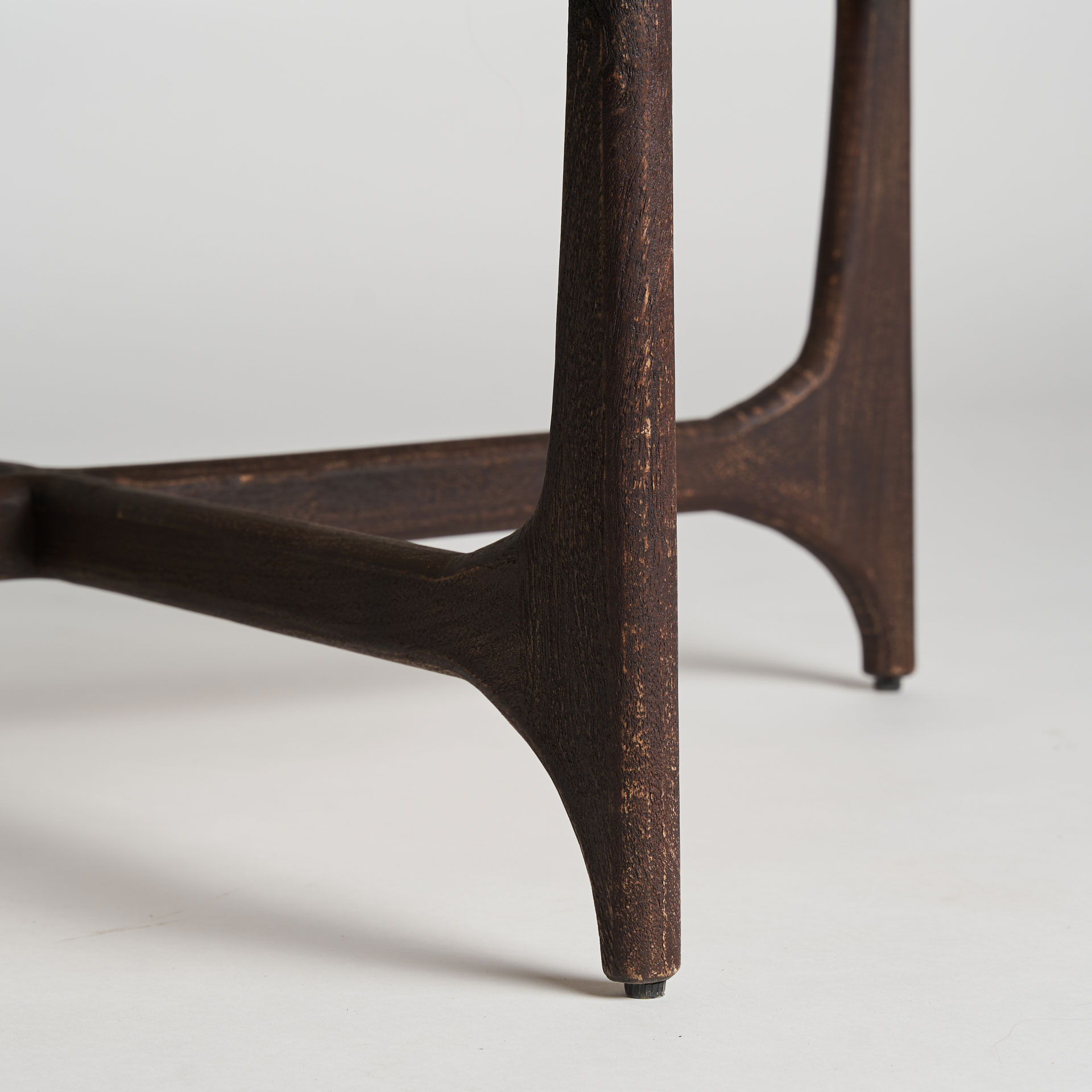 Журнальный столик NOSSEN Vical