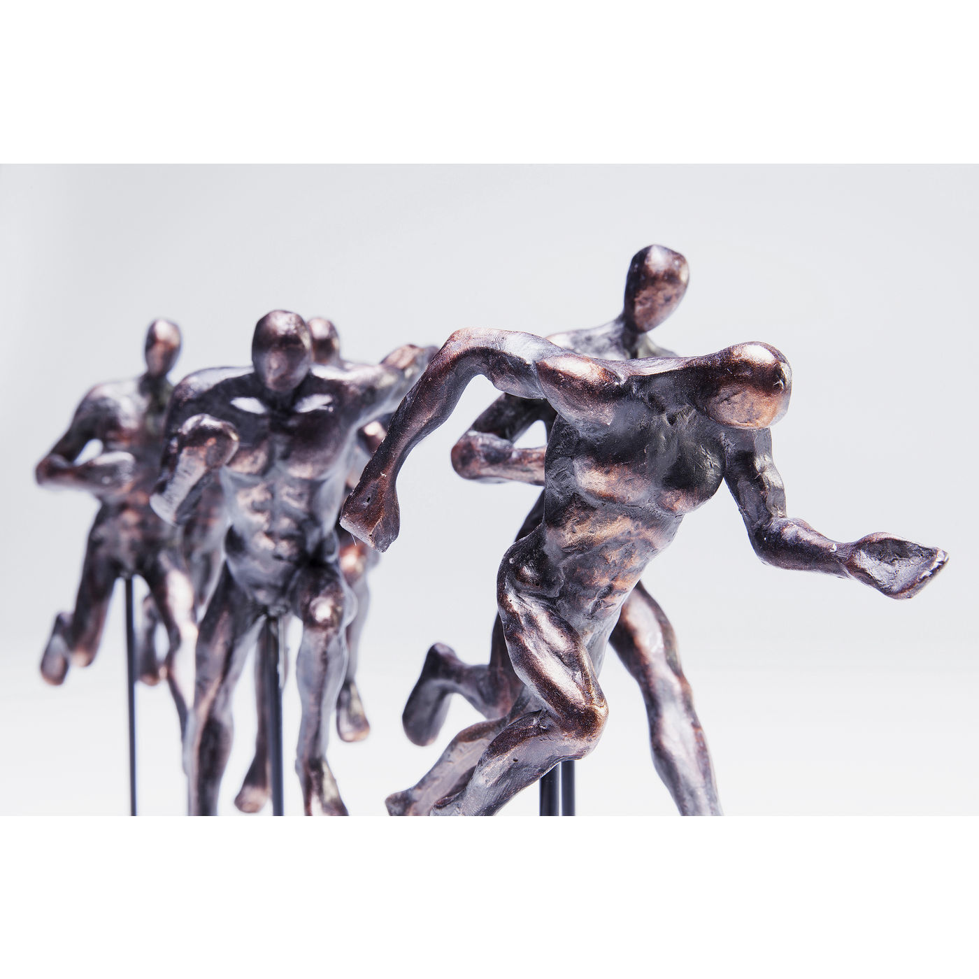 Предмет декоративный Running Men 60839 KARE