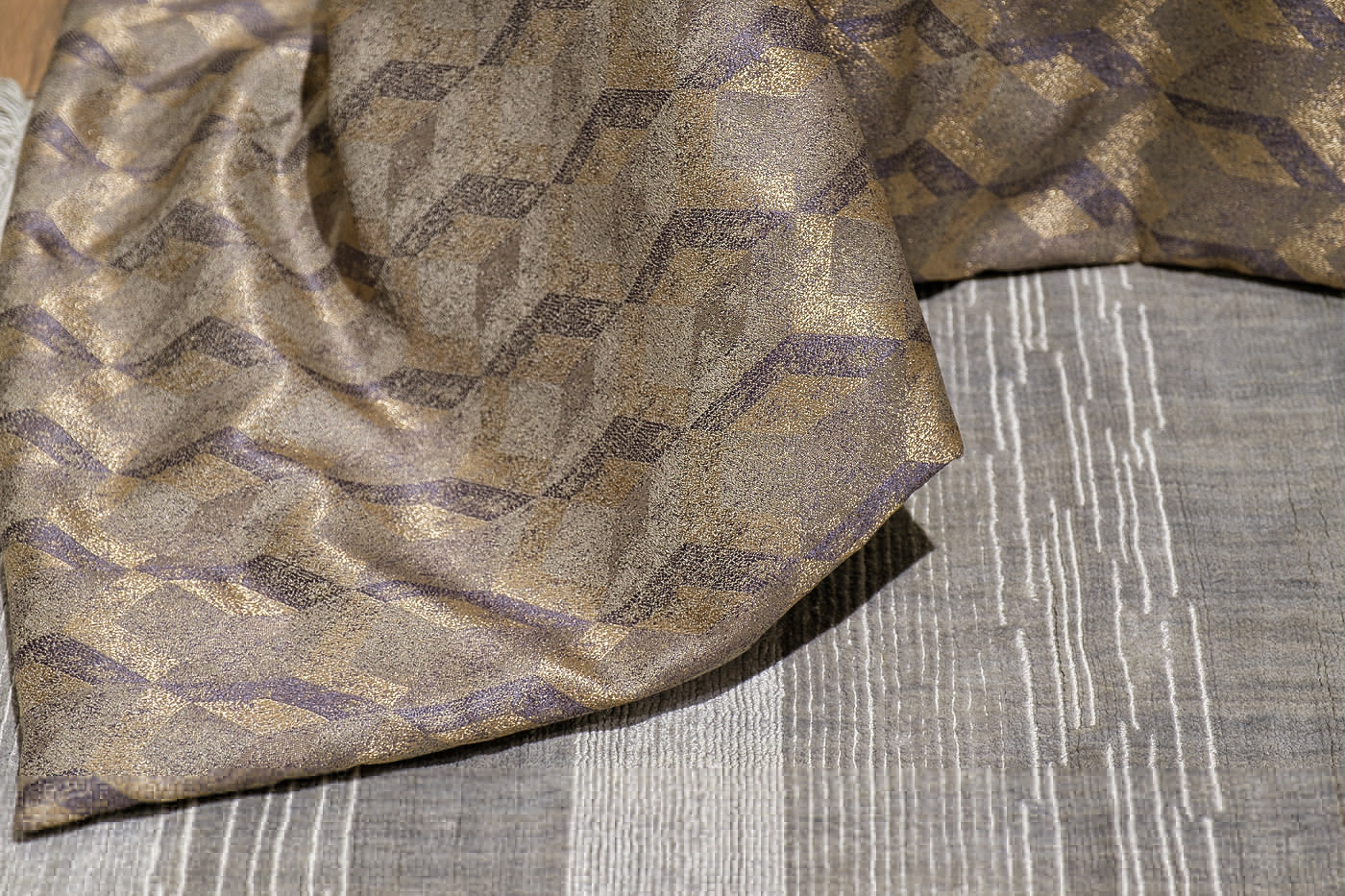 Покрывало MODENA 260х260см золотое Garda Decor GD-TON05-POKR ZOL