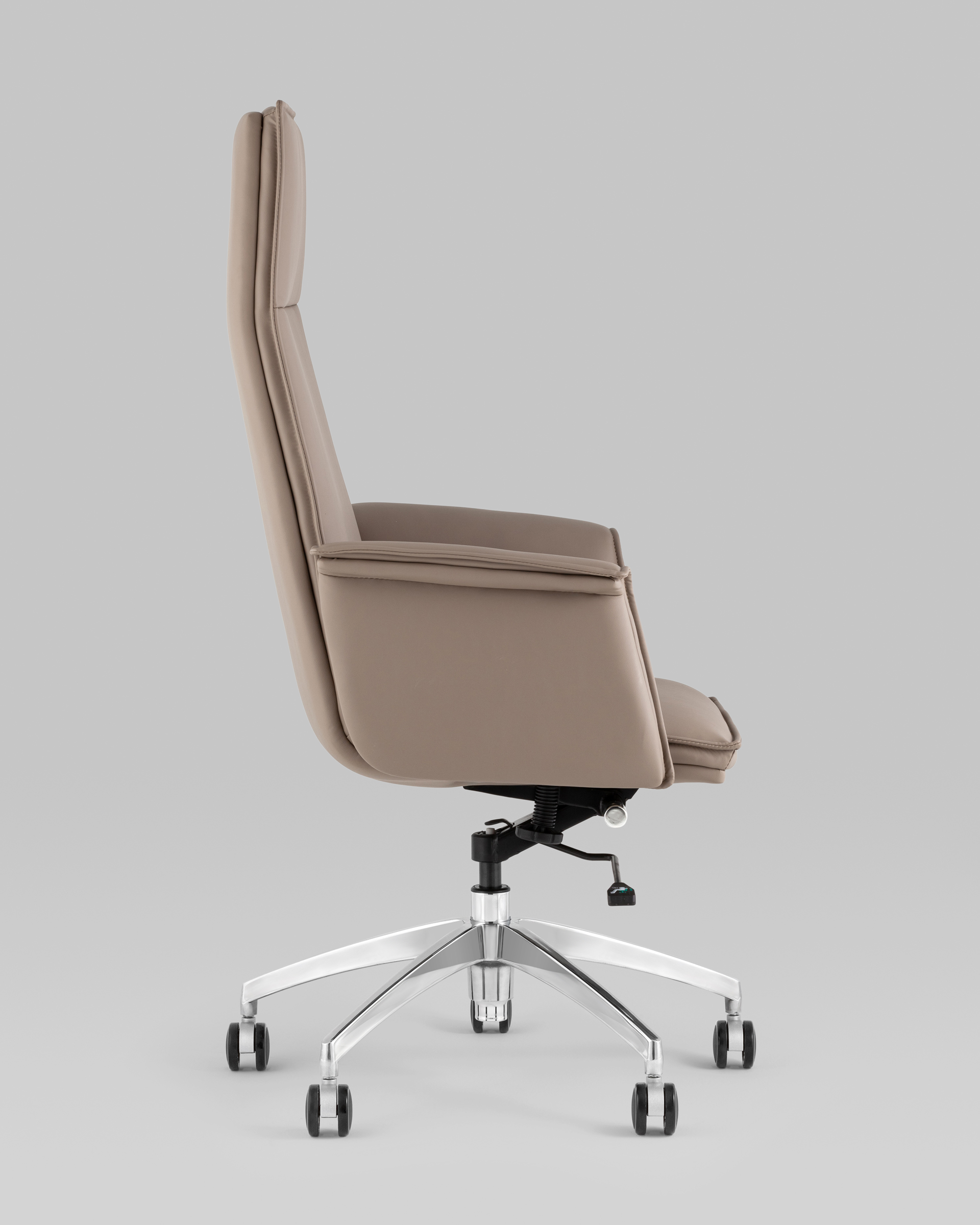 Кресло руководителя TopChairs Regenta бежевый Stool Group