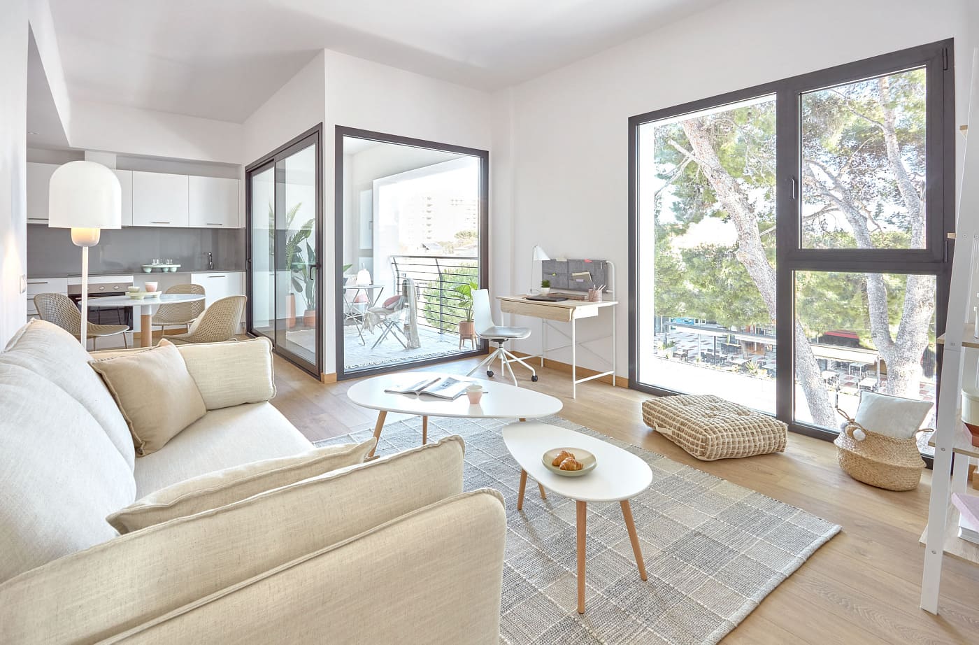 Два столика Brick La Forma (ex Julia Grup)