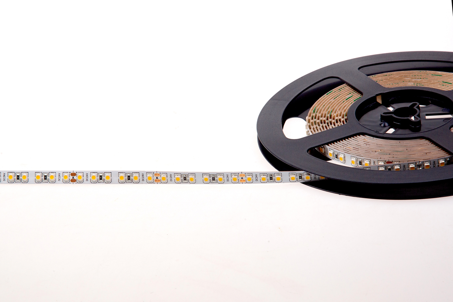 Светодиодная лента Donolux DN18381NWRA95