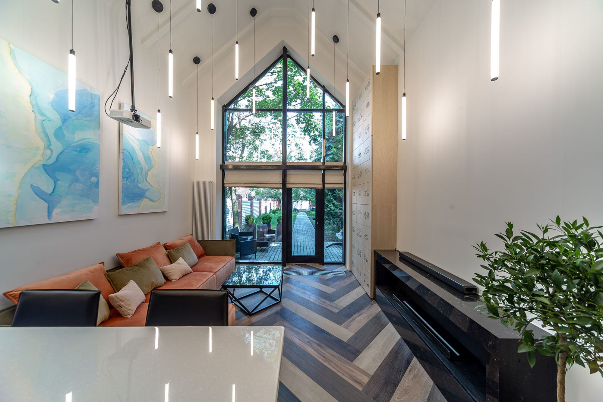 Подвесной светильник Maytoni P021PL-L10B