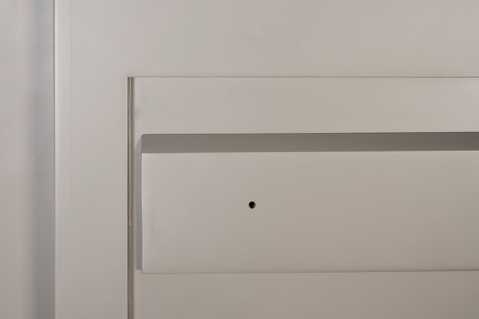 Зеркало настенное в раме матовый никель Garda Decor 58DB-04803